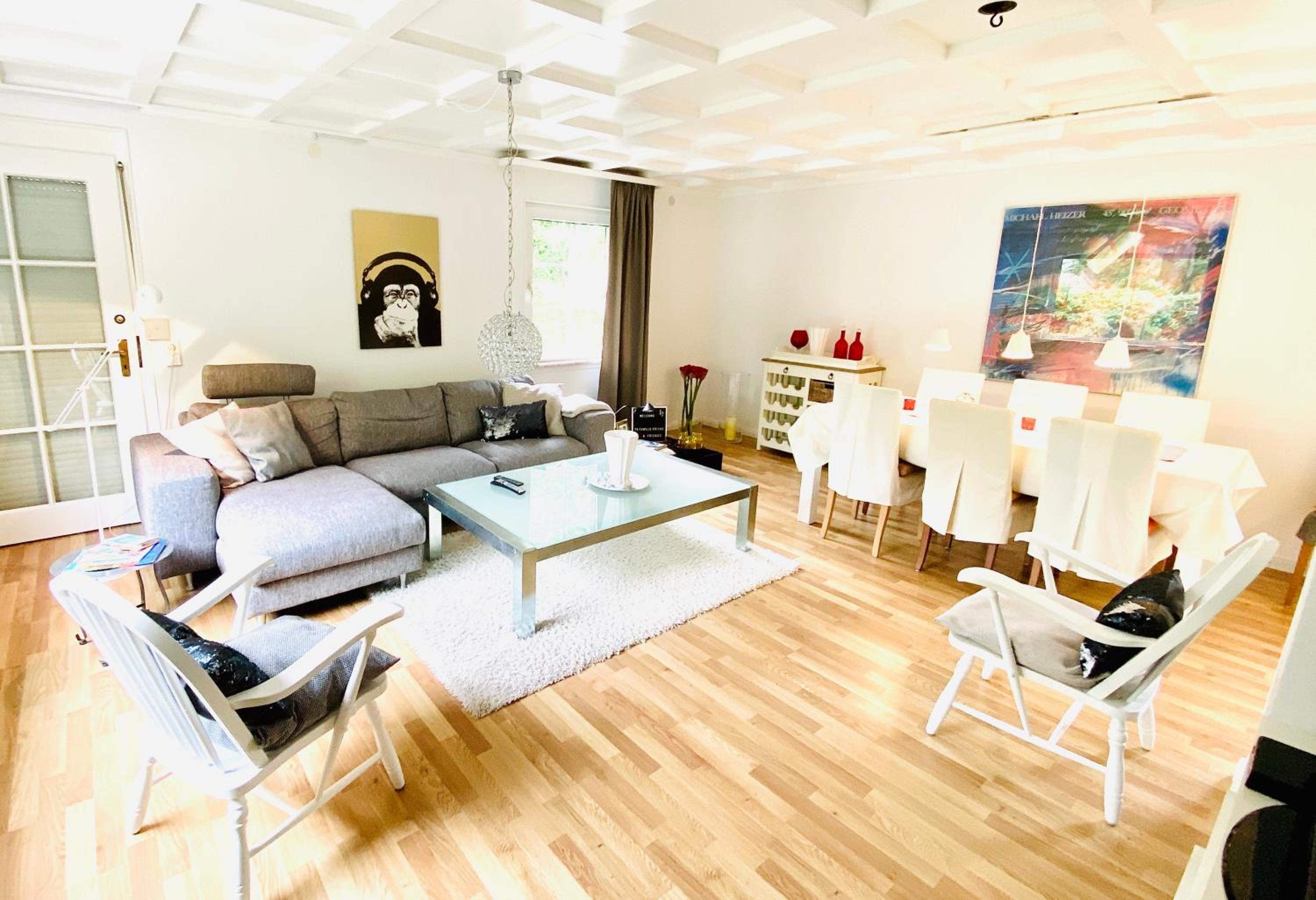 Apartment photo 1