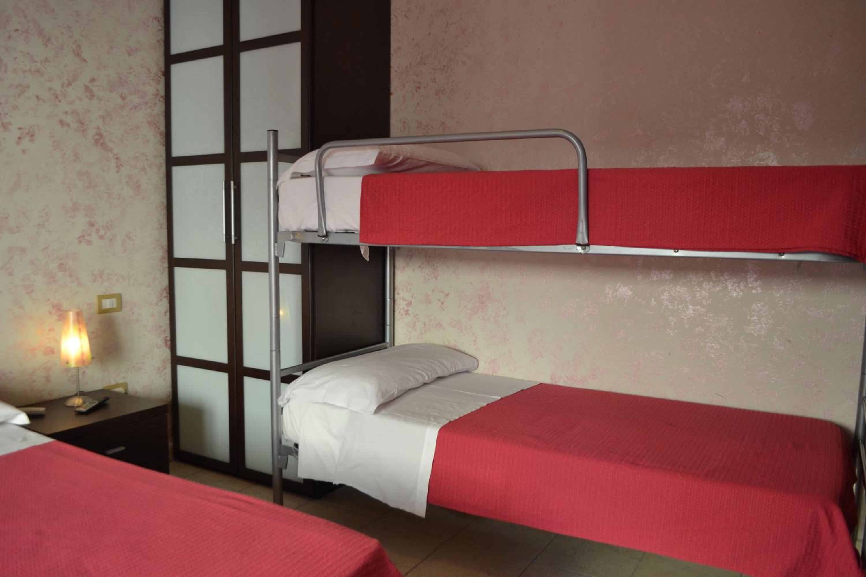 Quadruple Room photo 3