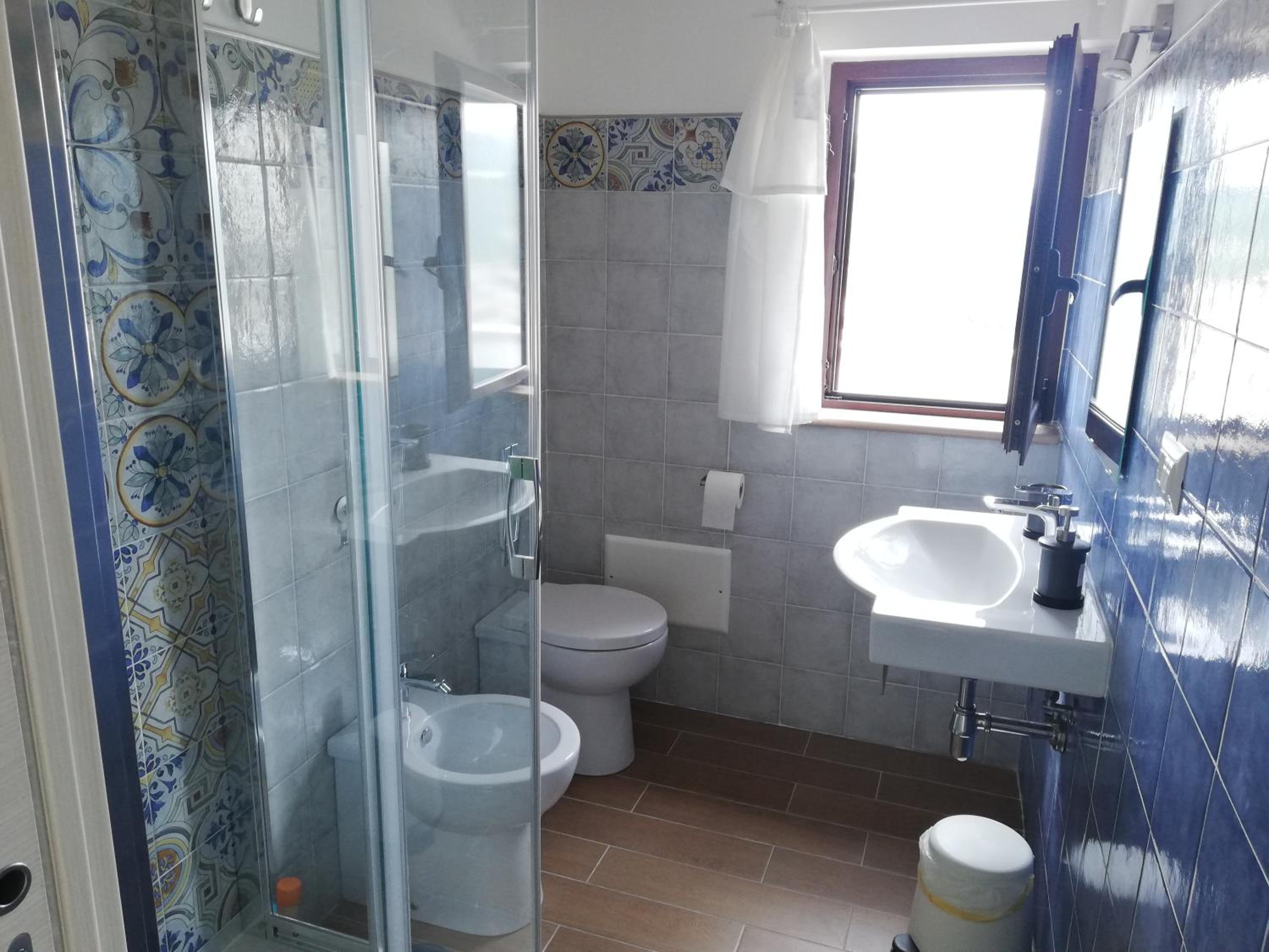 One-Bedroom Apartment - Photo 21