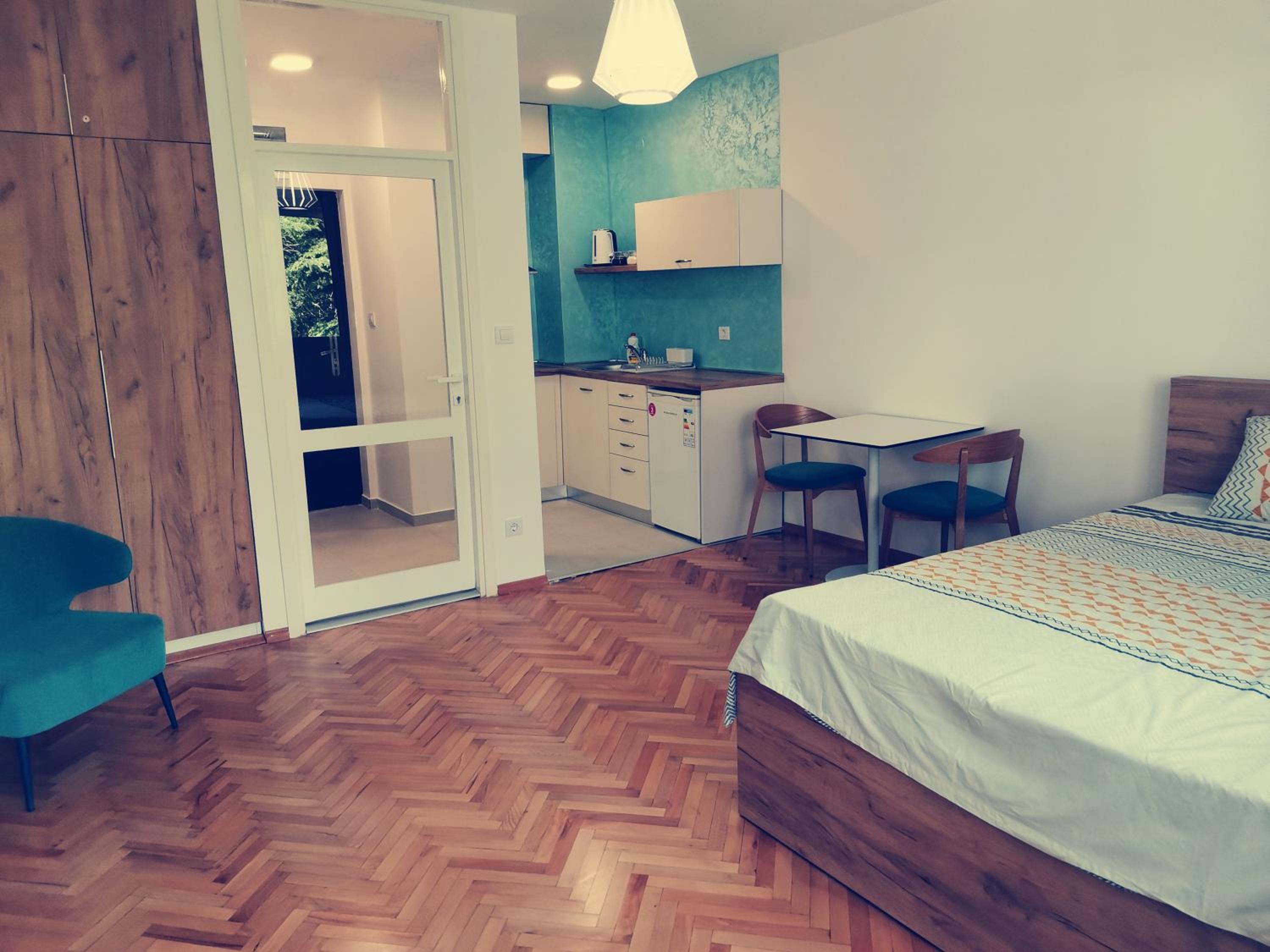 Apartment photo 1