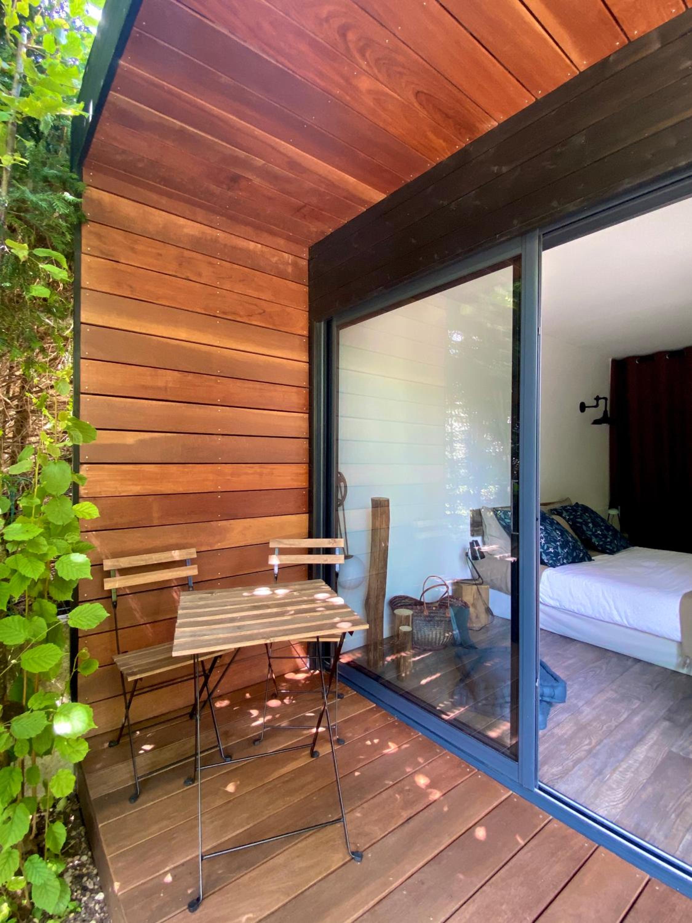 King Room with Garden View photo 2