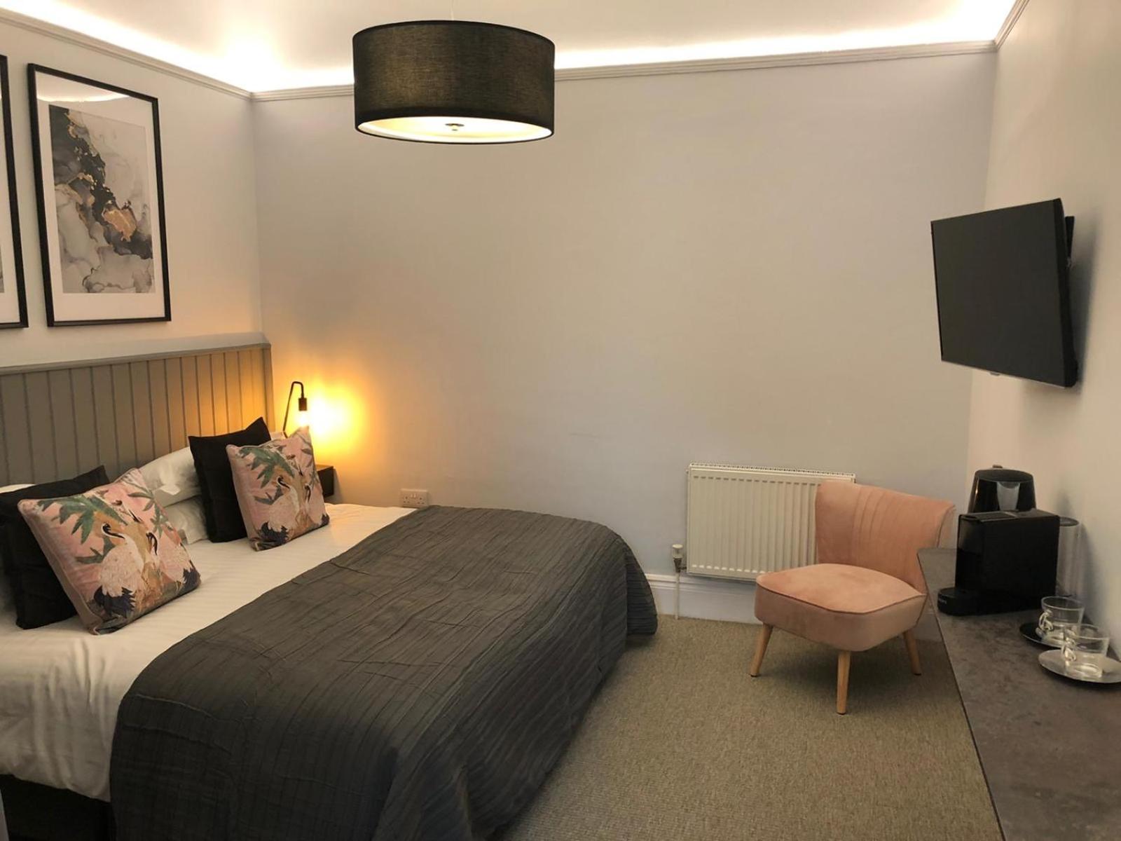 Superior Double or Twin Room - Photo 3