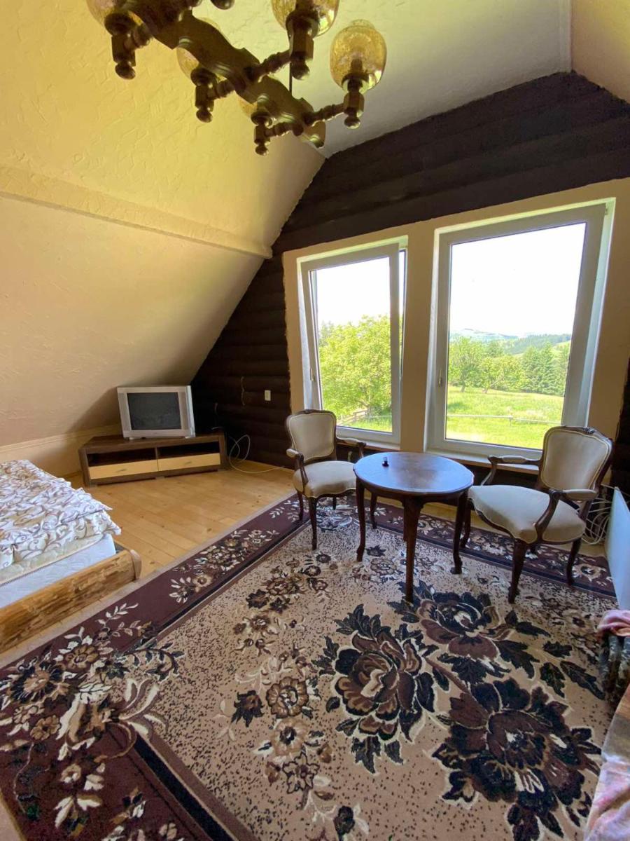Quadruple Room with Mountain View photo 1