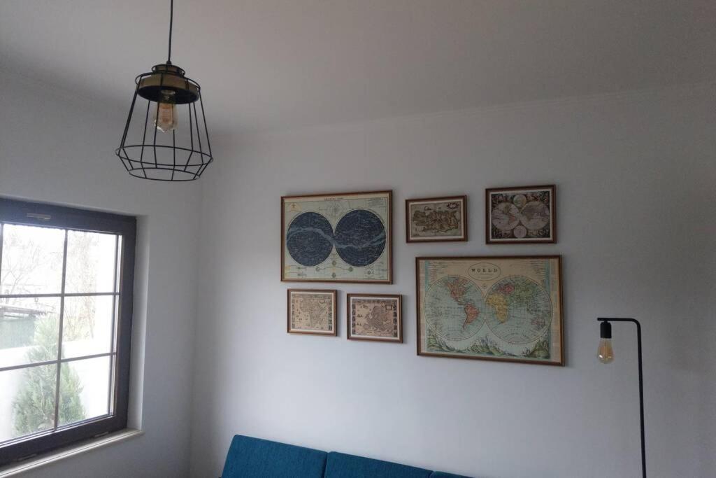 Two-Bedroom House - Photo 11