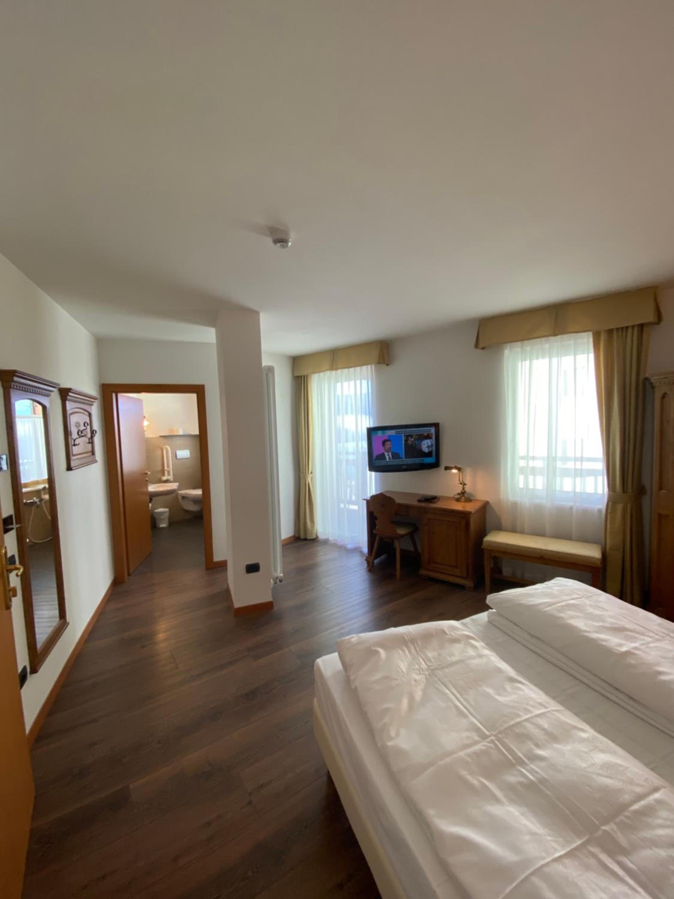 Double or Twin Room photo 1