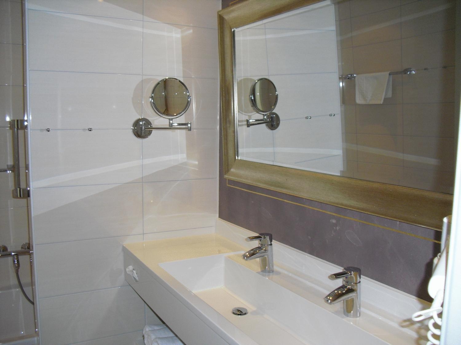 Comfort Quadruple Room - Photo 7