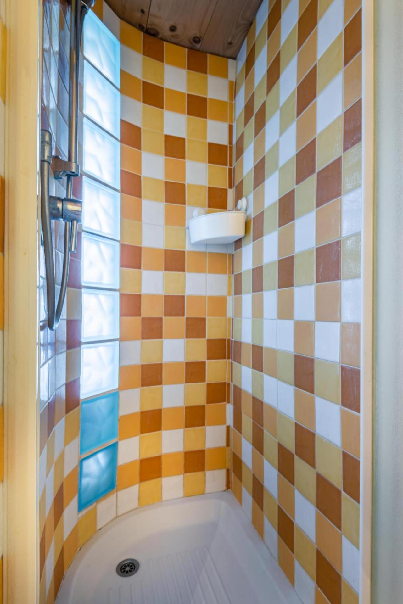 One-Bedroom Apartment - Photo 4