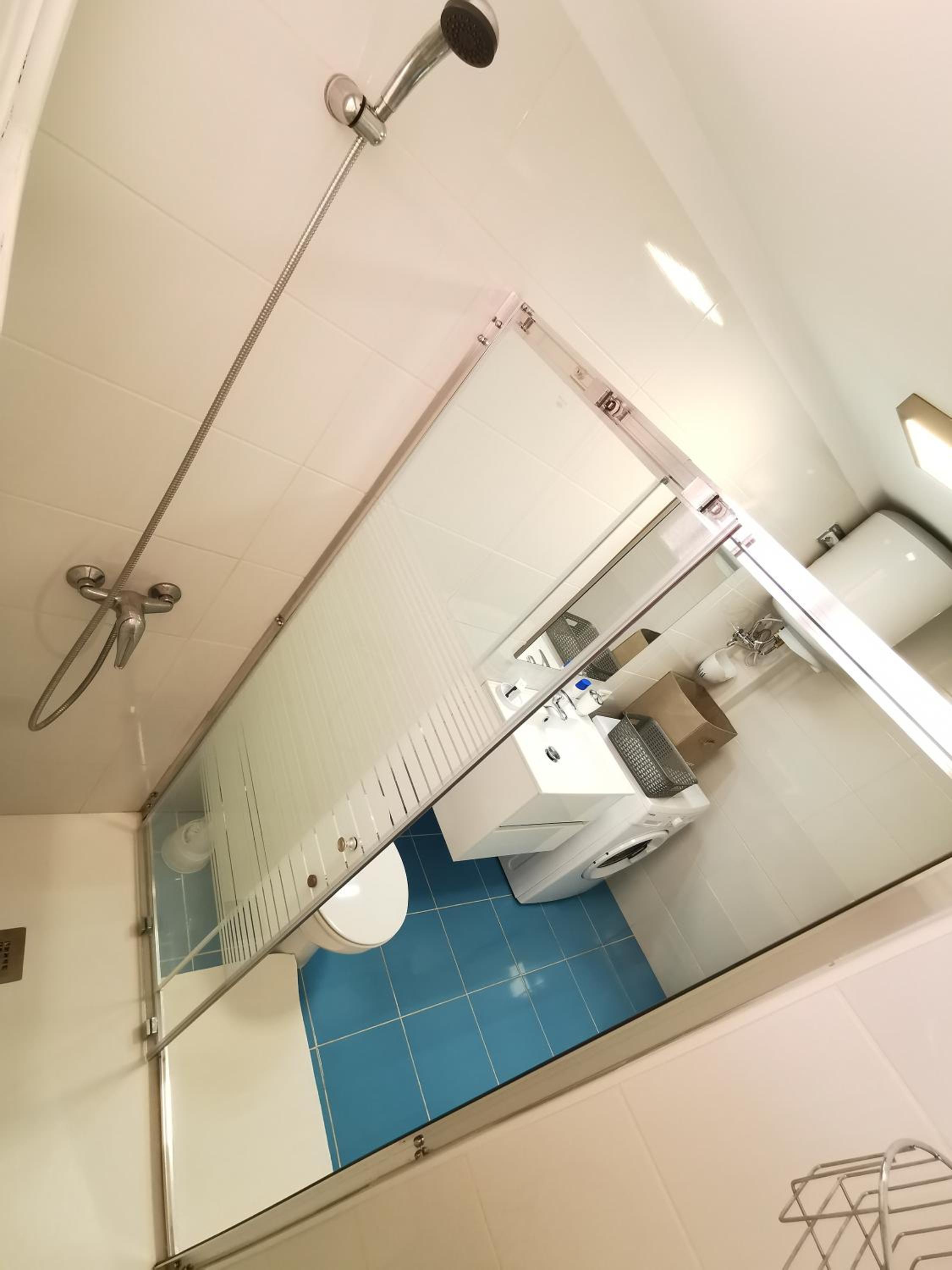 One-Bedroom Apartment - Photo 35