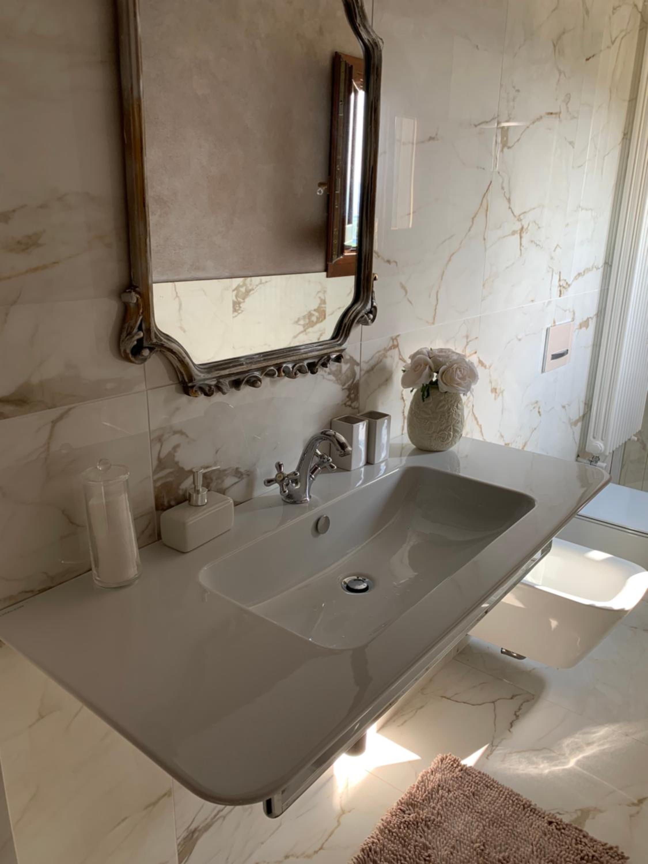 Deluxe Double Room - Photo 13