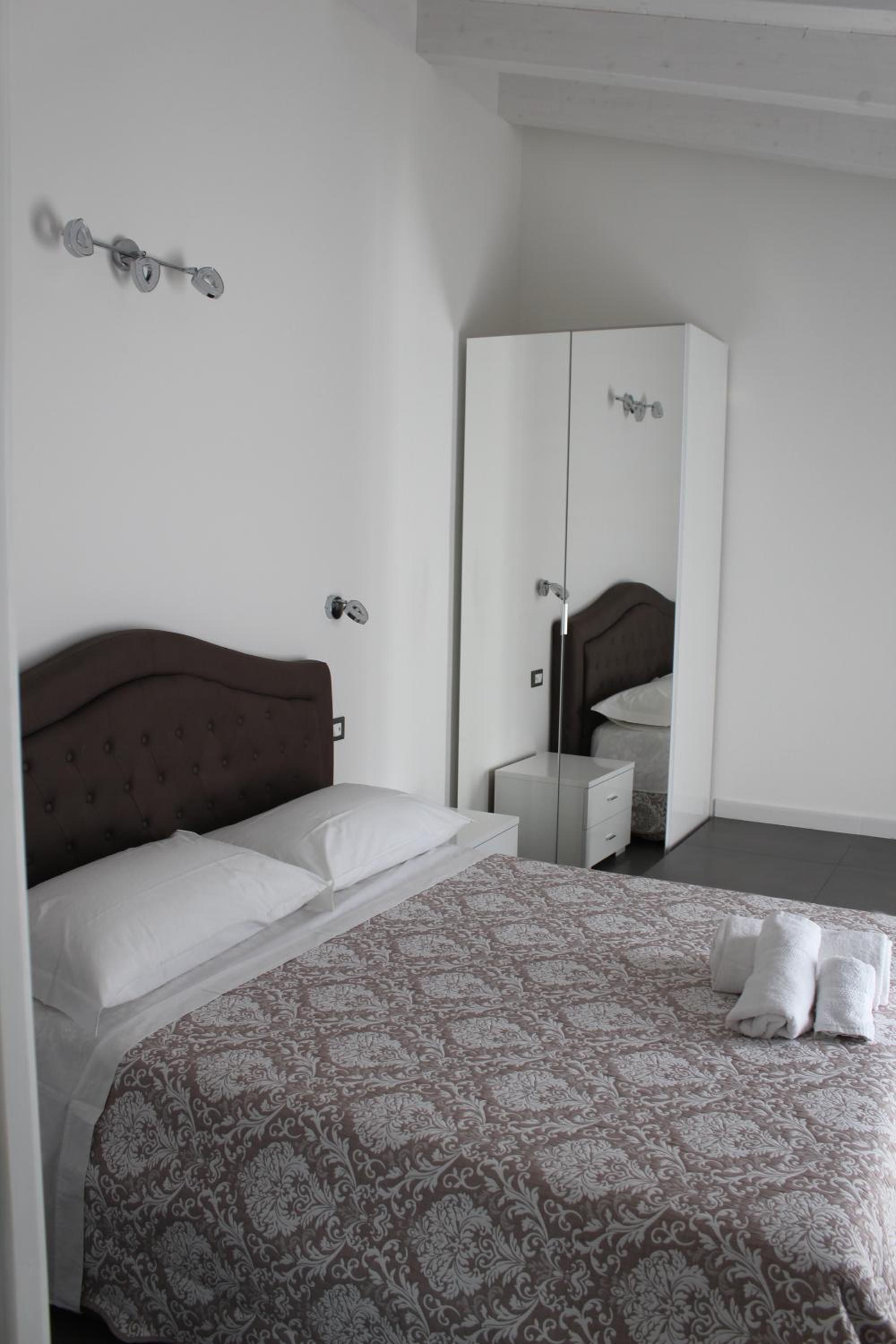 Deluxe Double Room with Castle View