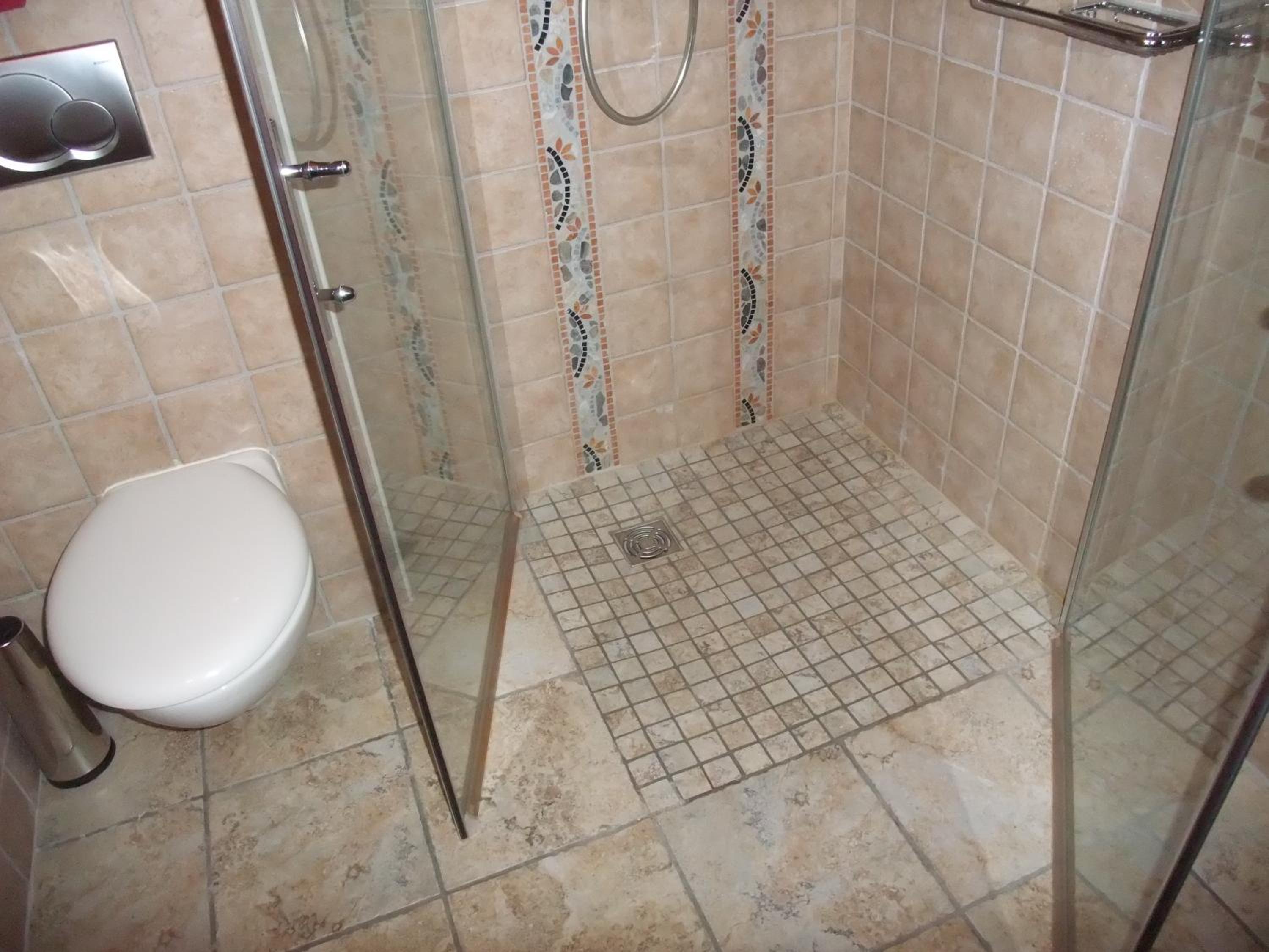 Double or Twin Room - Photo 12