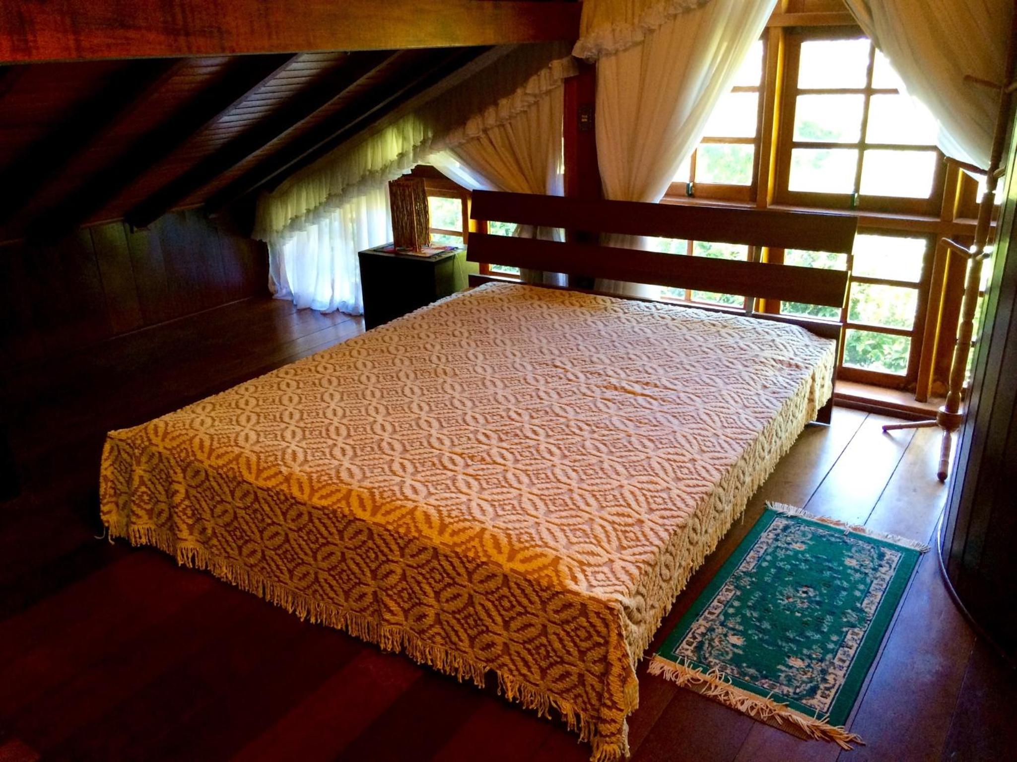 Three-Bedroom House photo 1