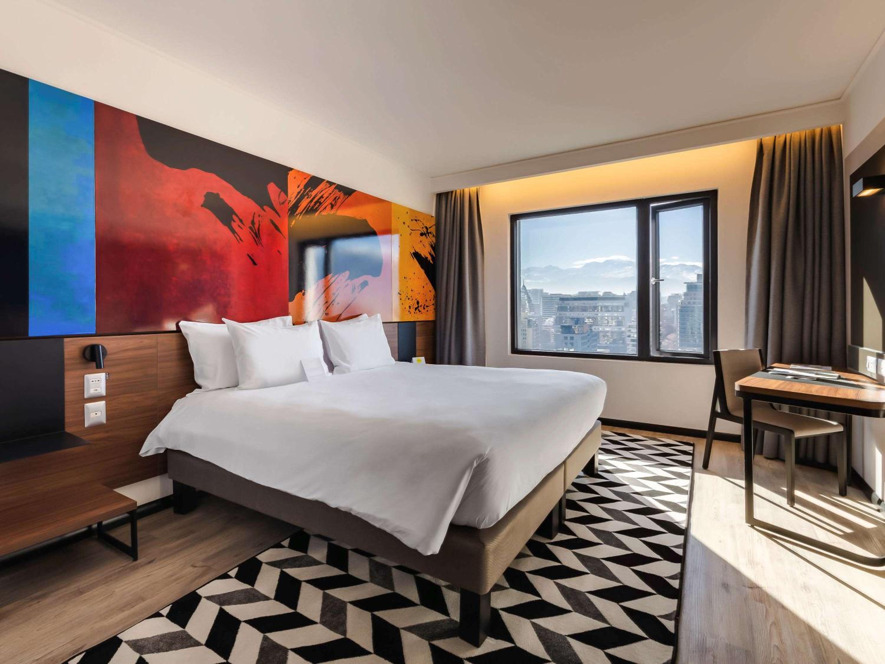 Superior King Suite photo 2