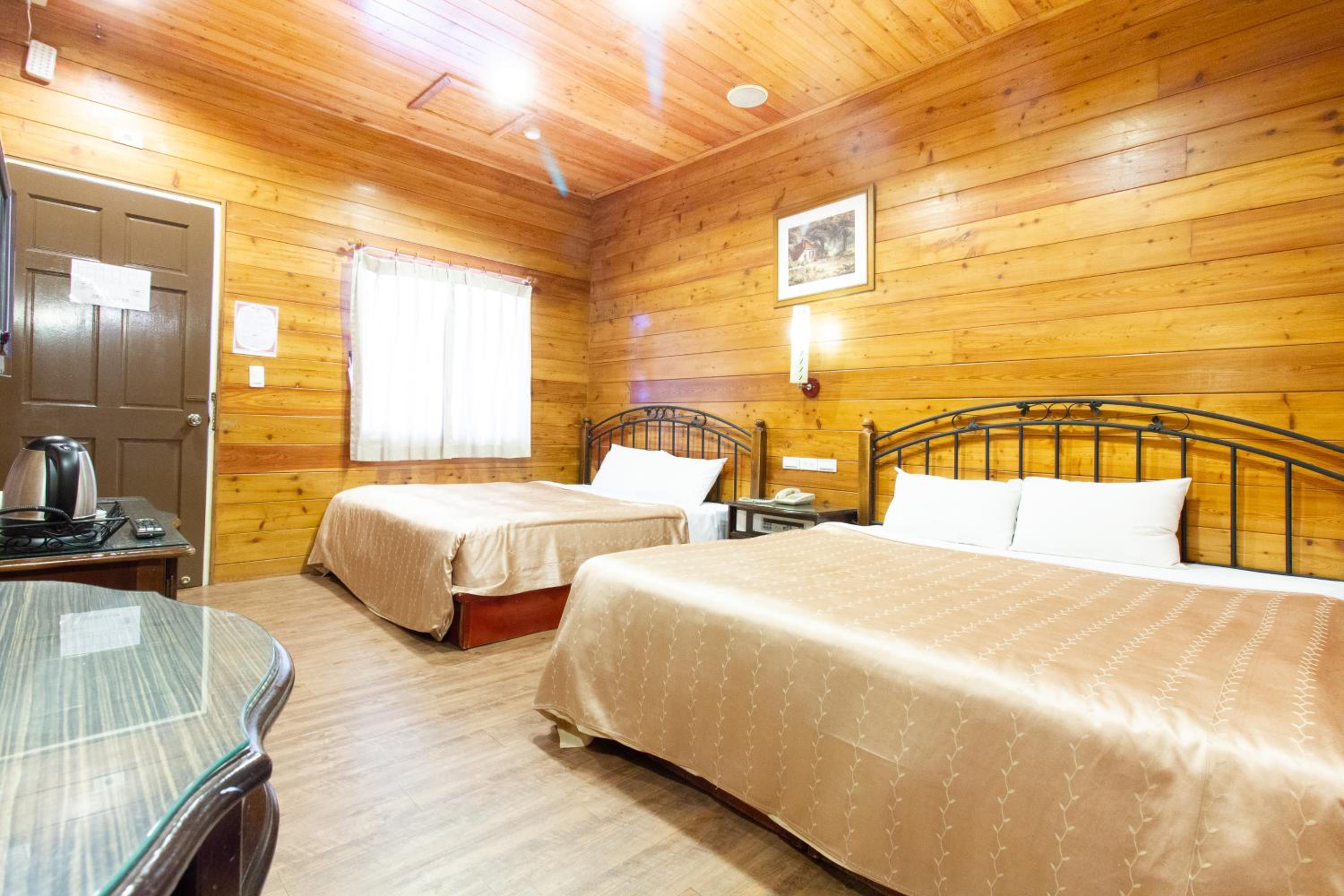 Standard Quadruple Room photo 3