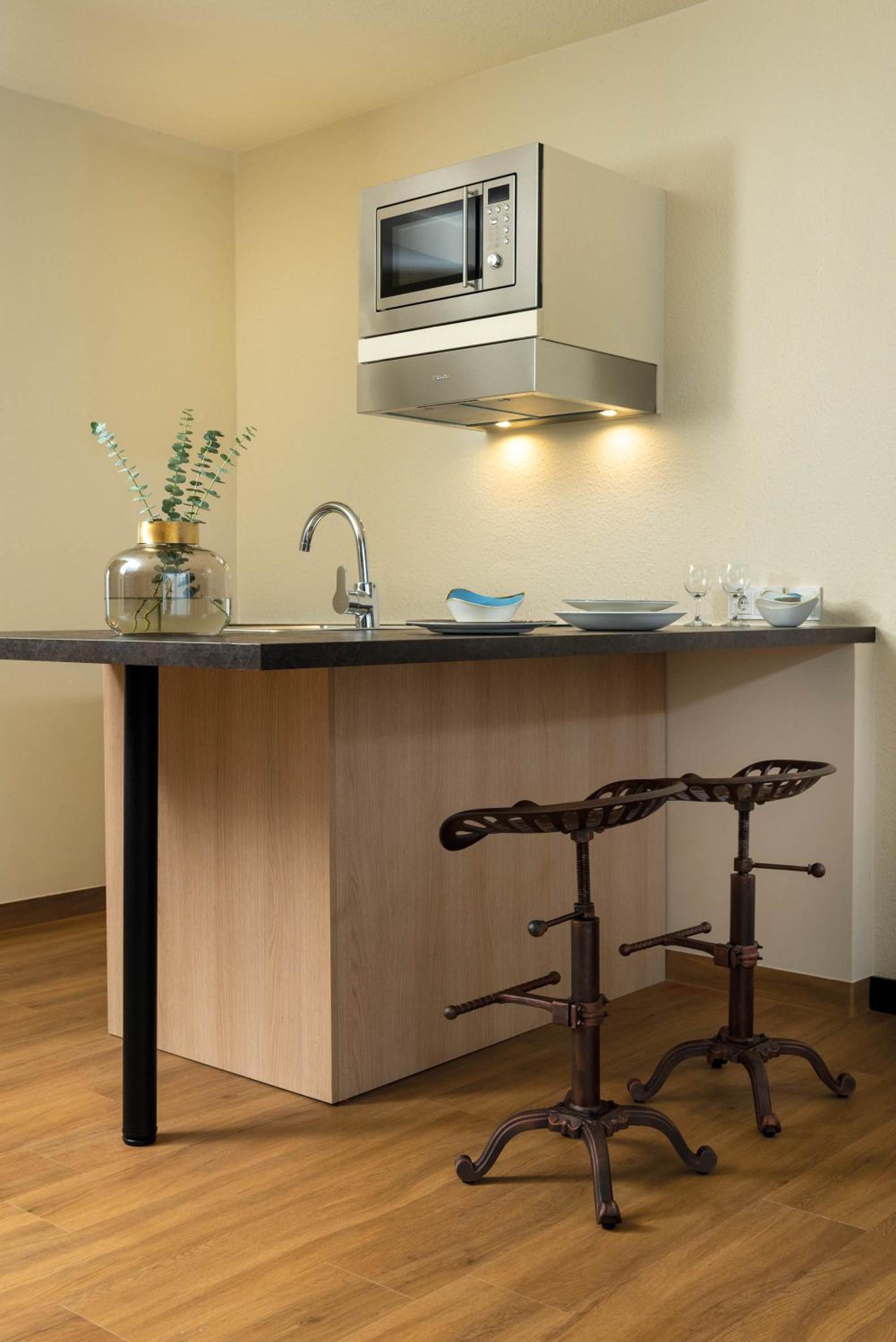 Apartment photo 2
