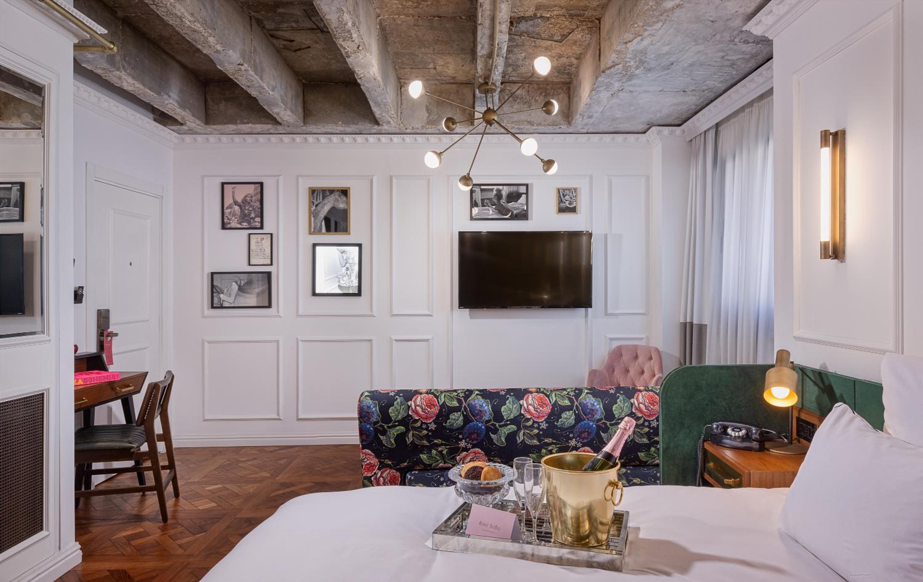 Junior Suite - Photo 1