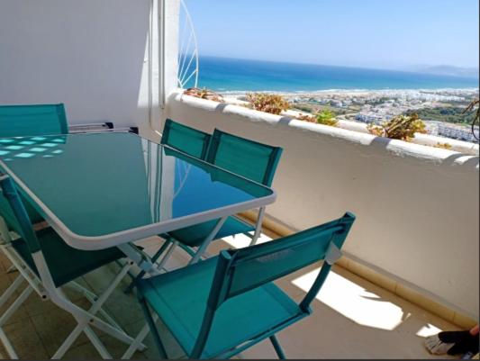 Apartment with Sea View - Photo 12