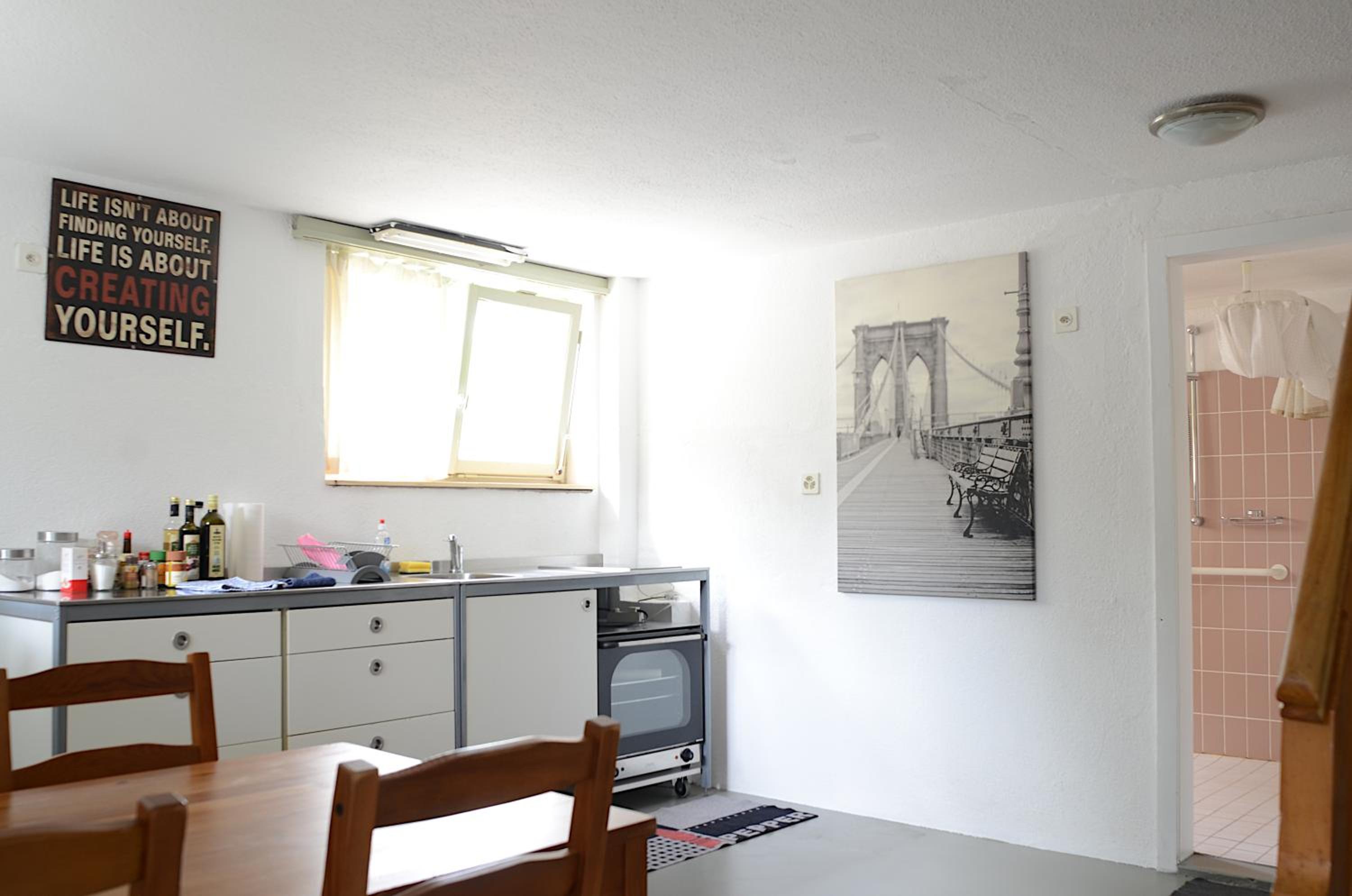 Apartment - Photo 10