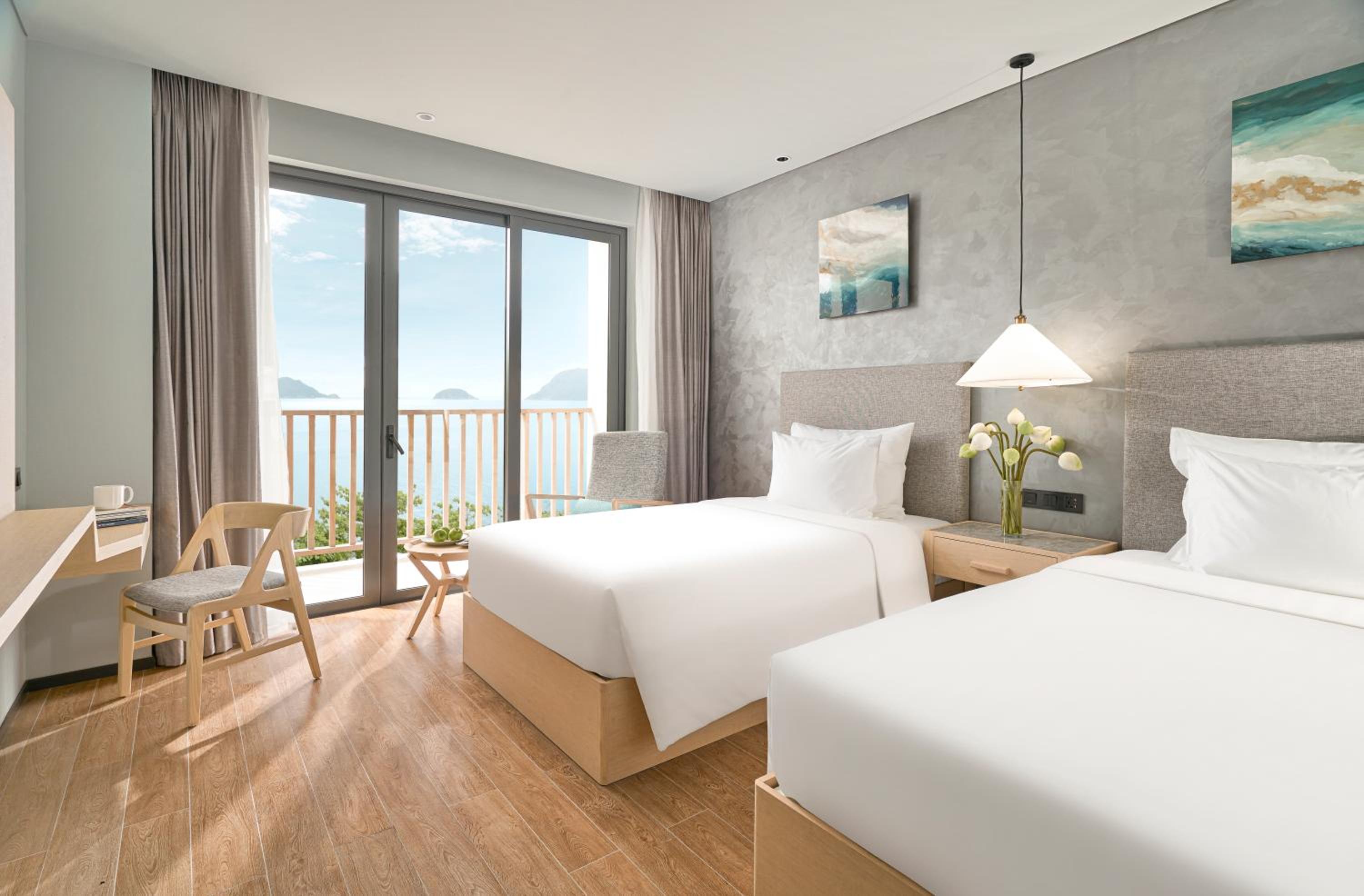 Deluxe Twin Room with Balcony and Ocean View (Include Welcome drink & Airport shuttle bus) - Photo 1