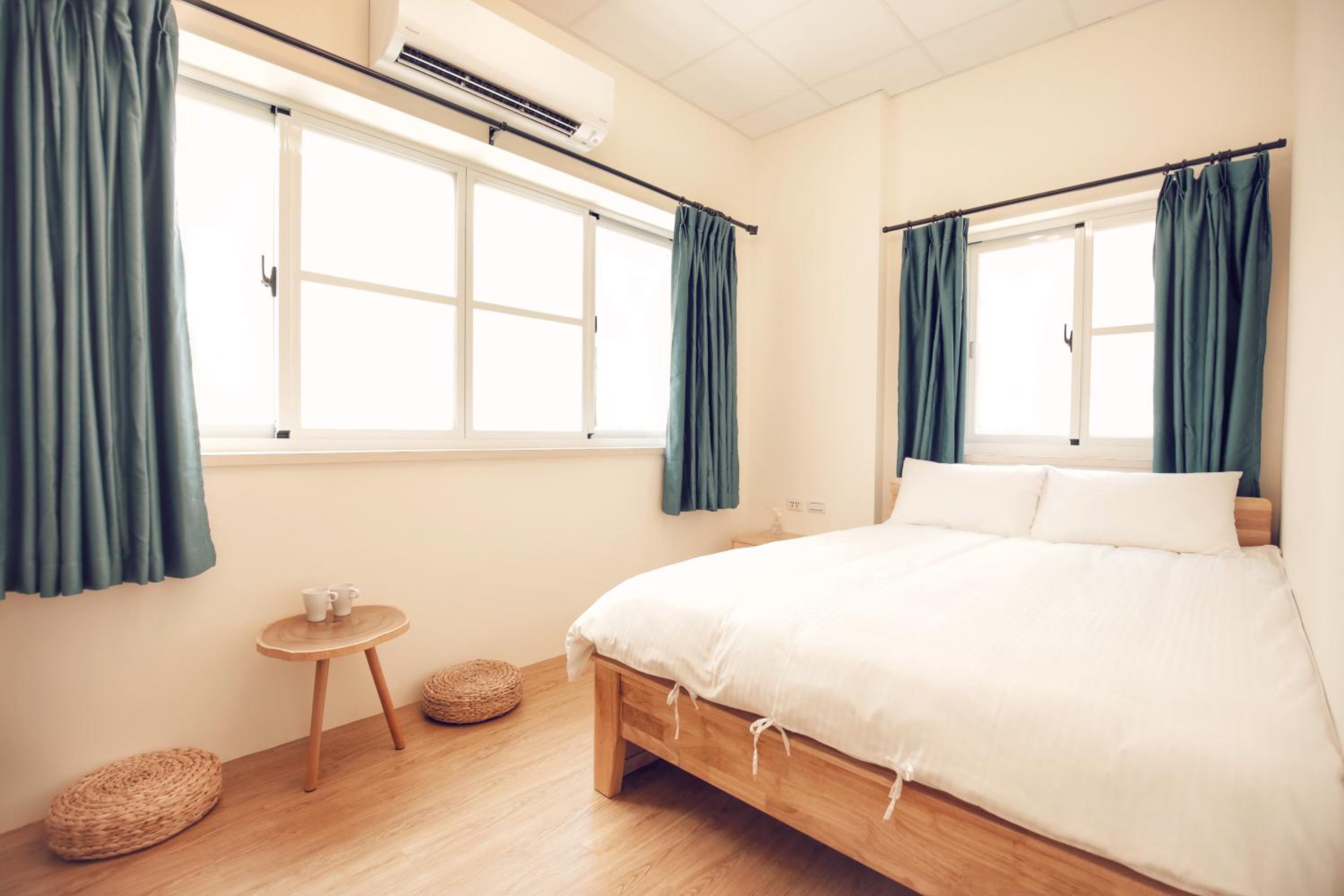 Deluxe Double Room with Bath photo 2