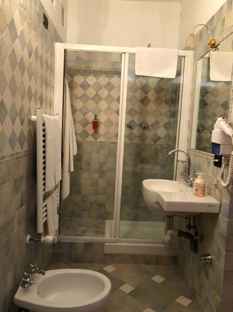 Double Or Twin Room With Extra Bed photo 2