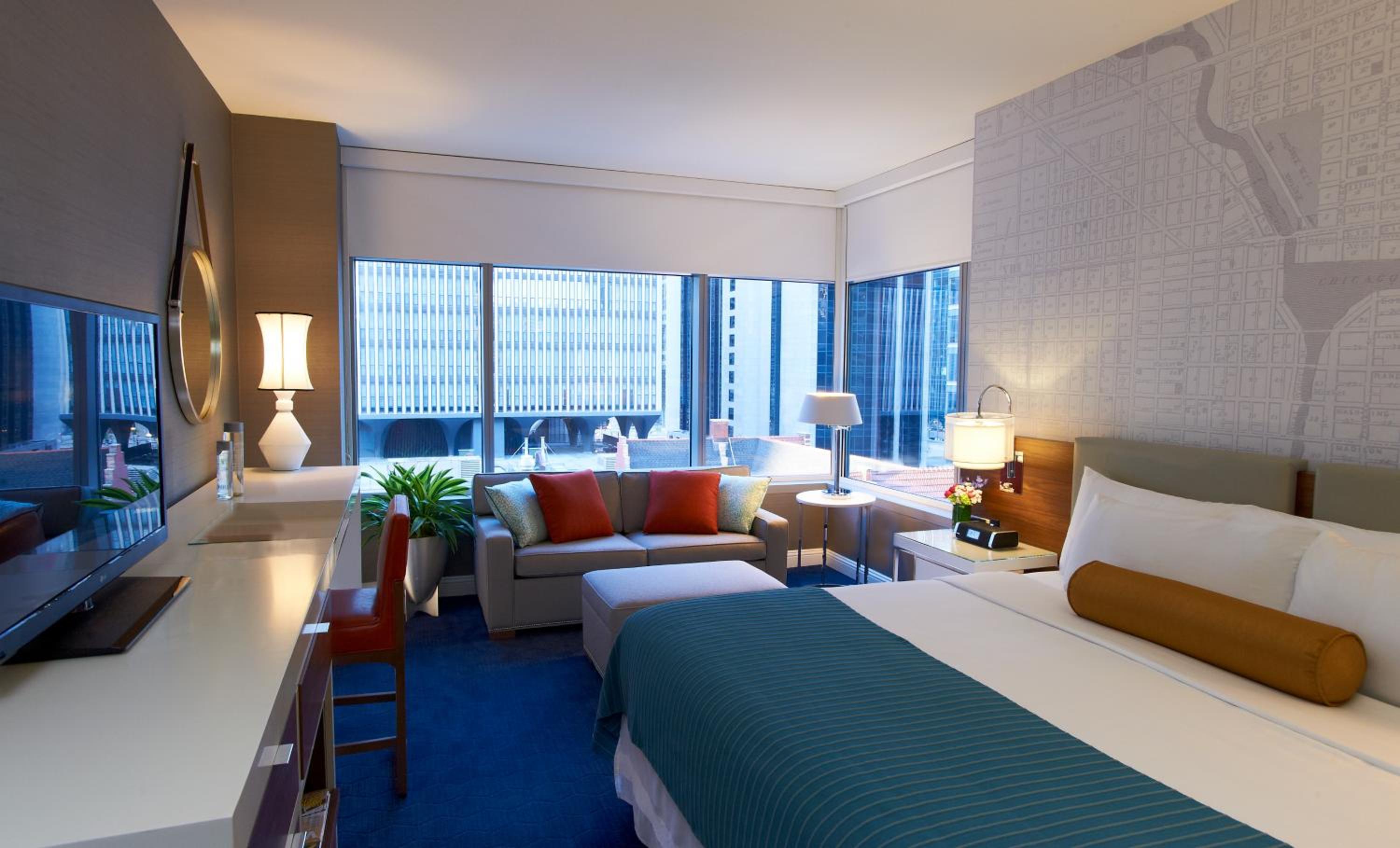 Deluxe King City View Room