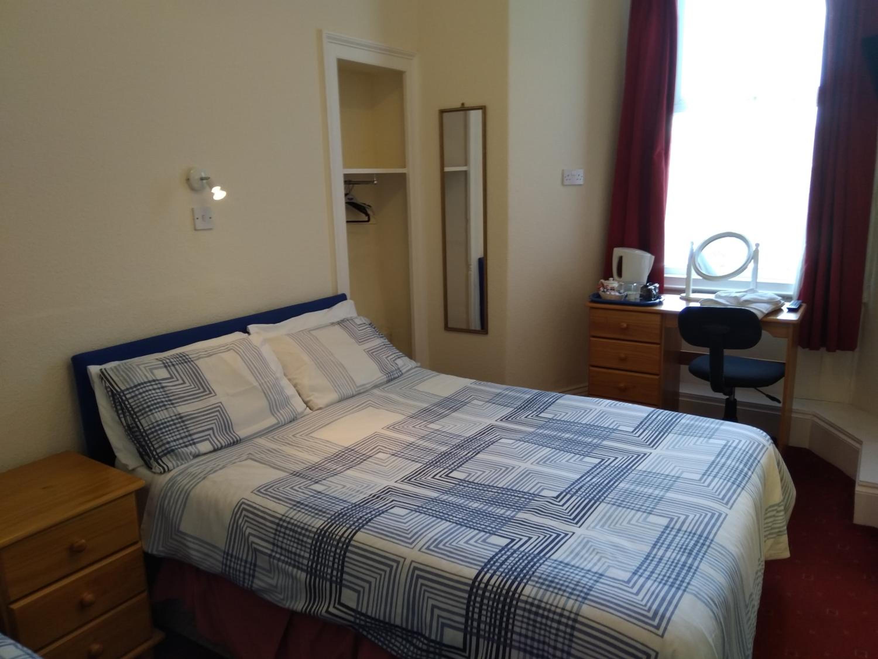 Triple Room - Photo 1