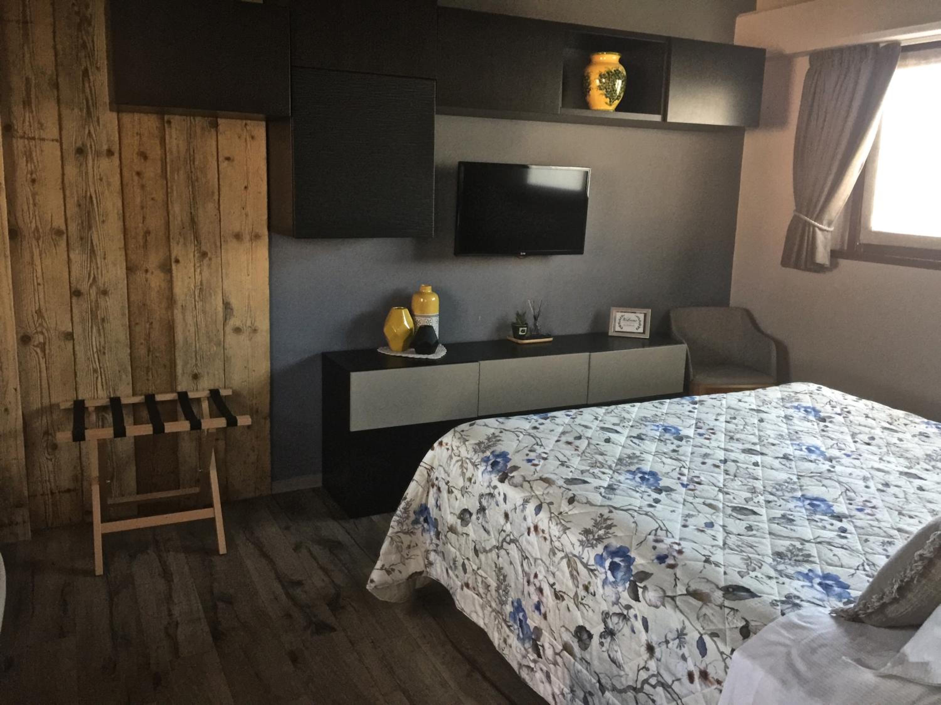 Double Room with Private Bathroom photo 2