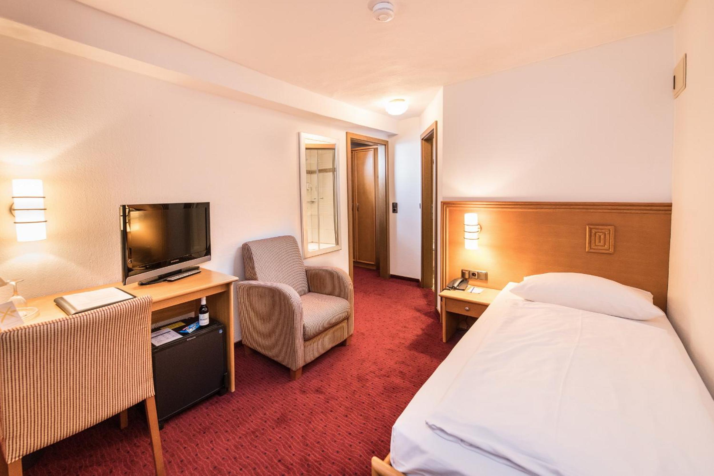 Single Room photo 1