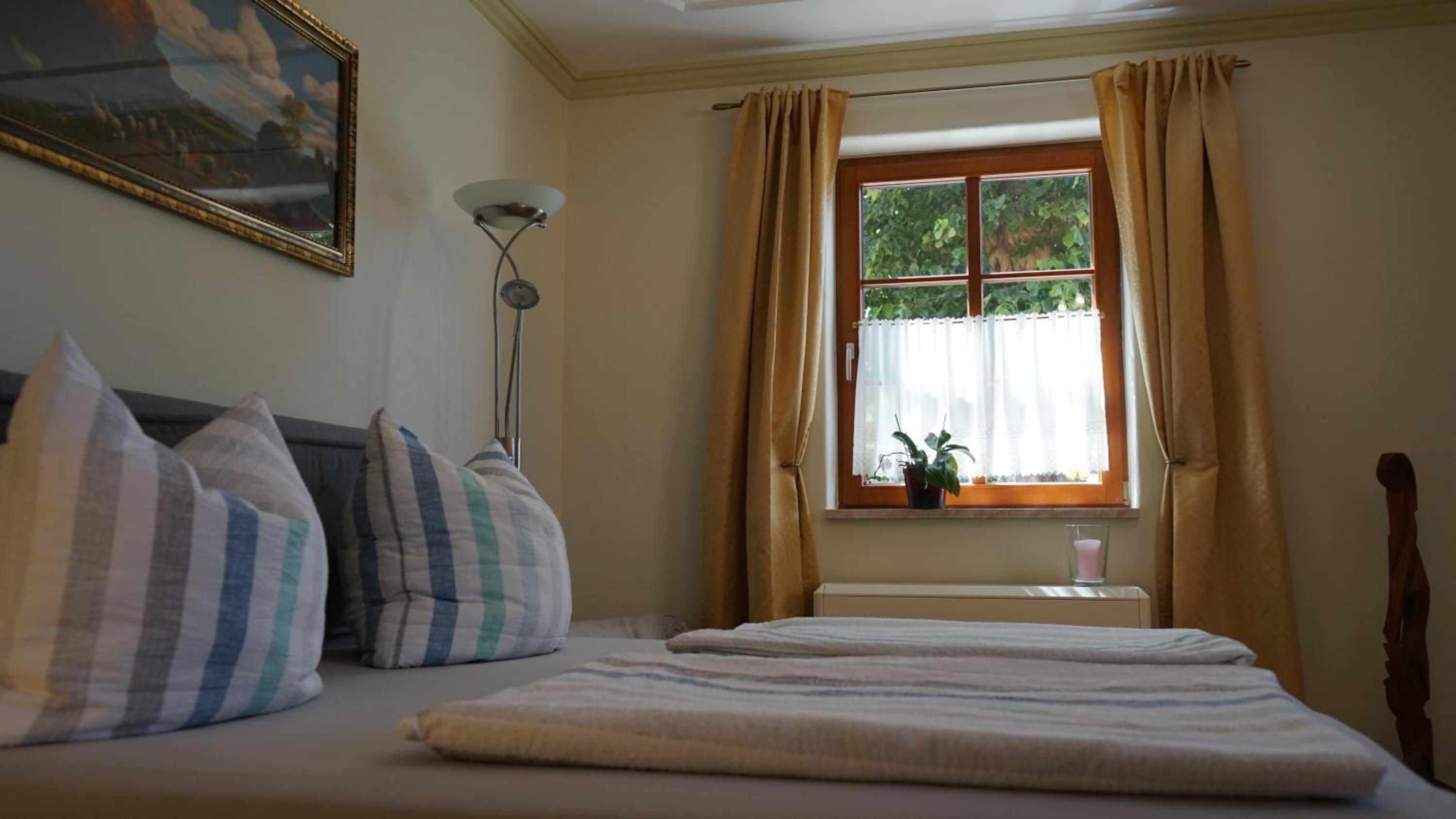 Two-Bedroom Apartment - Photo 6