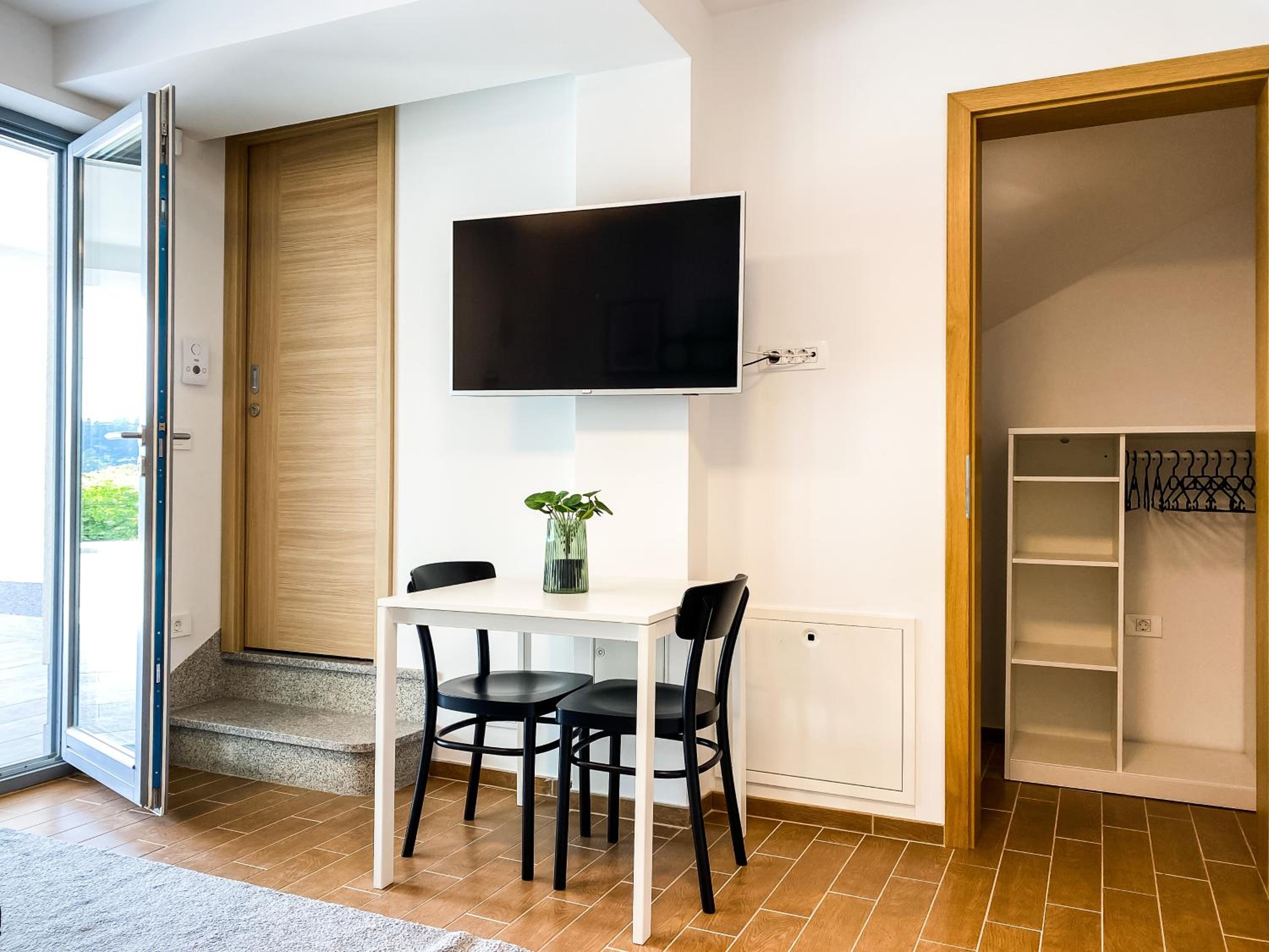 One-Bedroom Apartment - Ground Floor (no view) photo 3