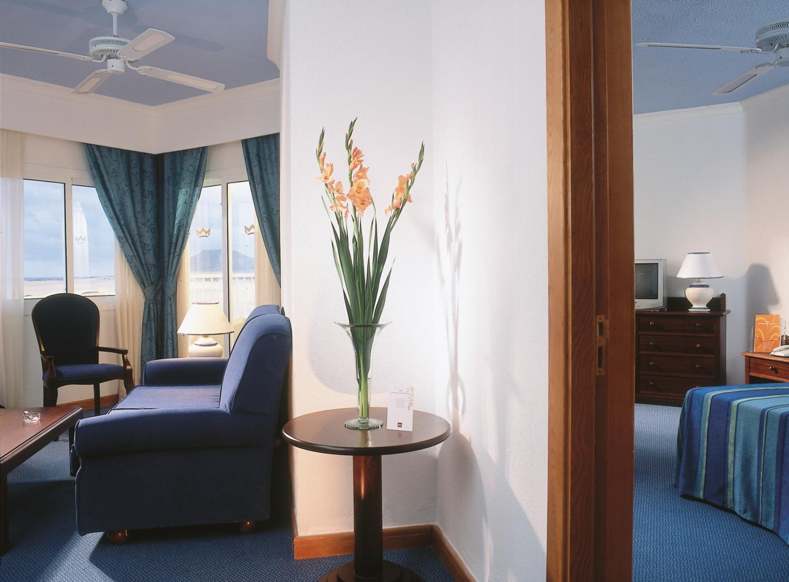 Suite - Photo 3