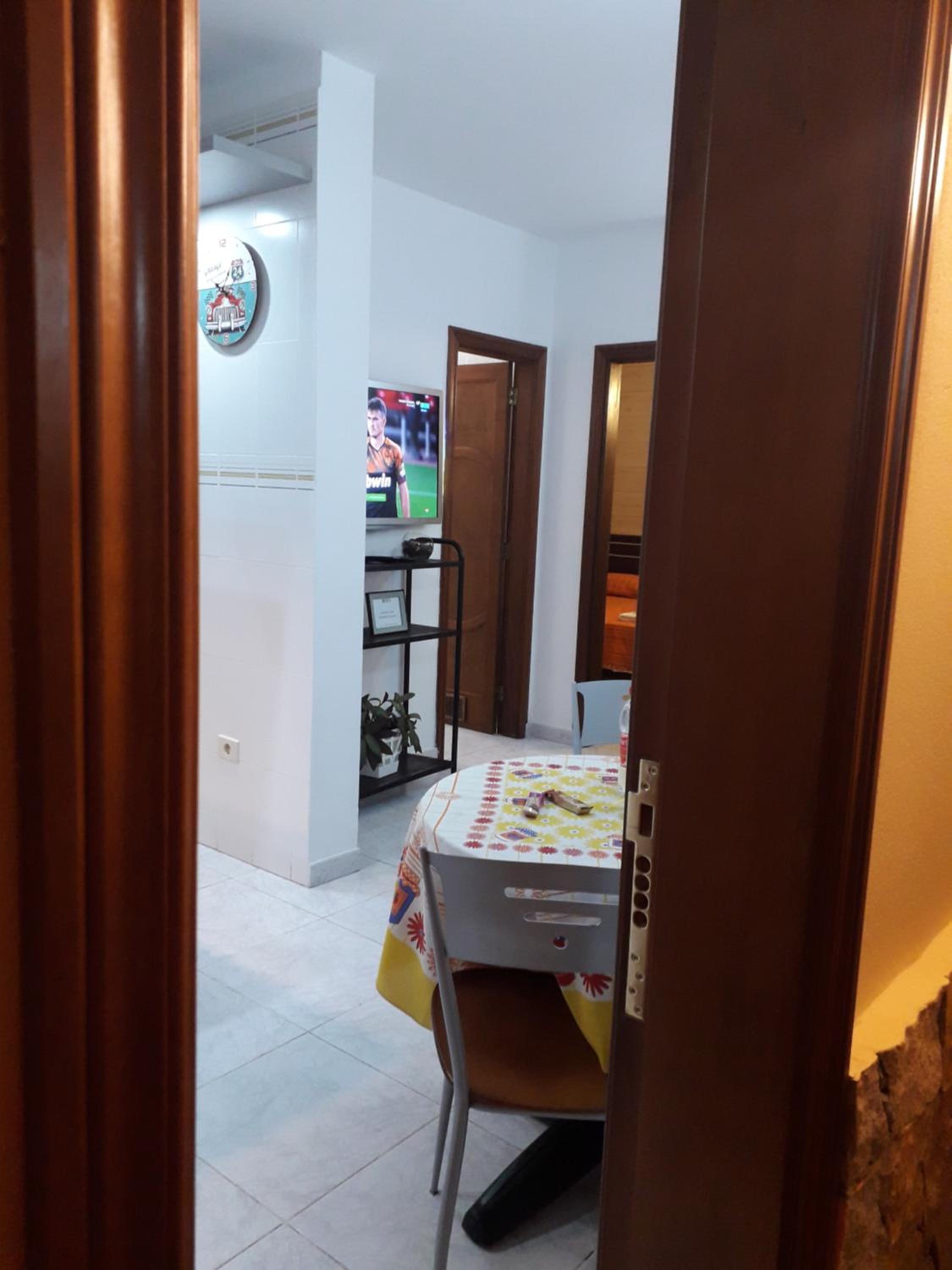 One-Bedroom Apartment - Photo 23
