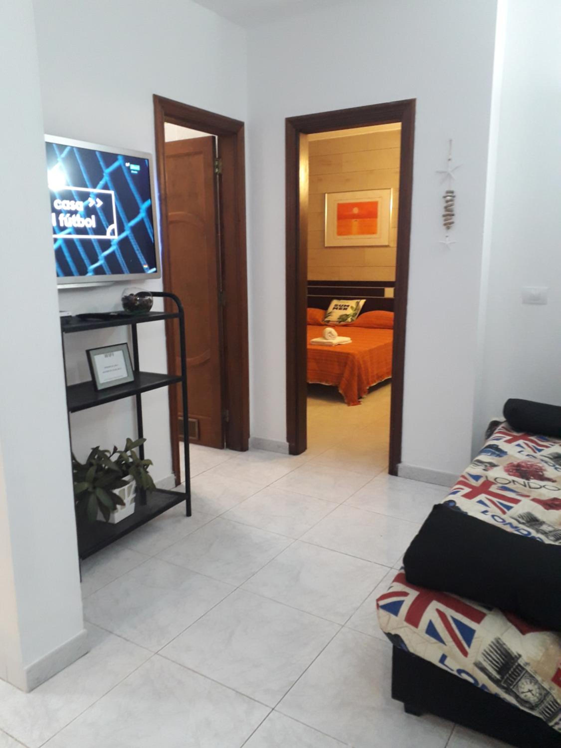 One-Bedroom Apartment - Photo 21