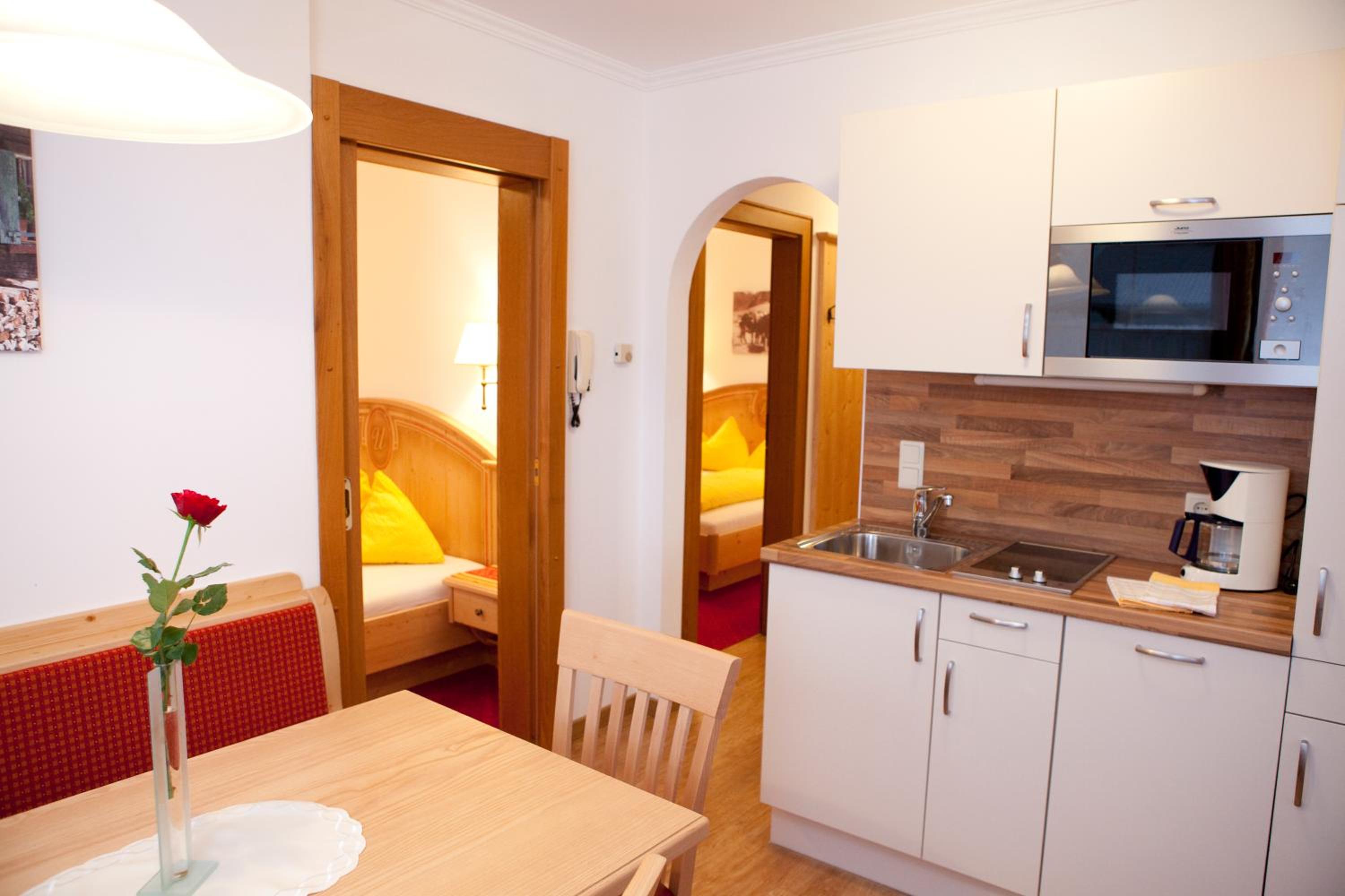 Two-Bedroom Apartment with Balcony photo 3