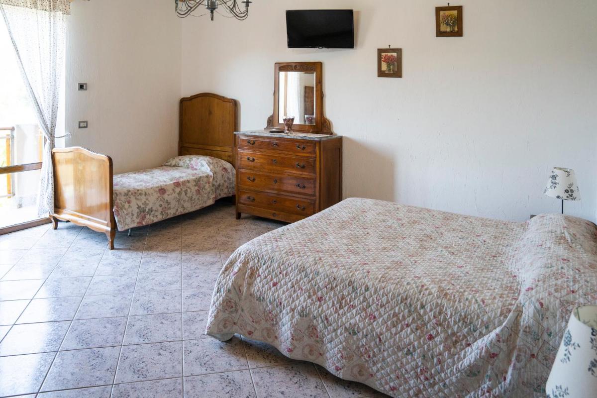 Quadruple Room with Mountain View