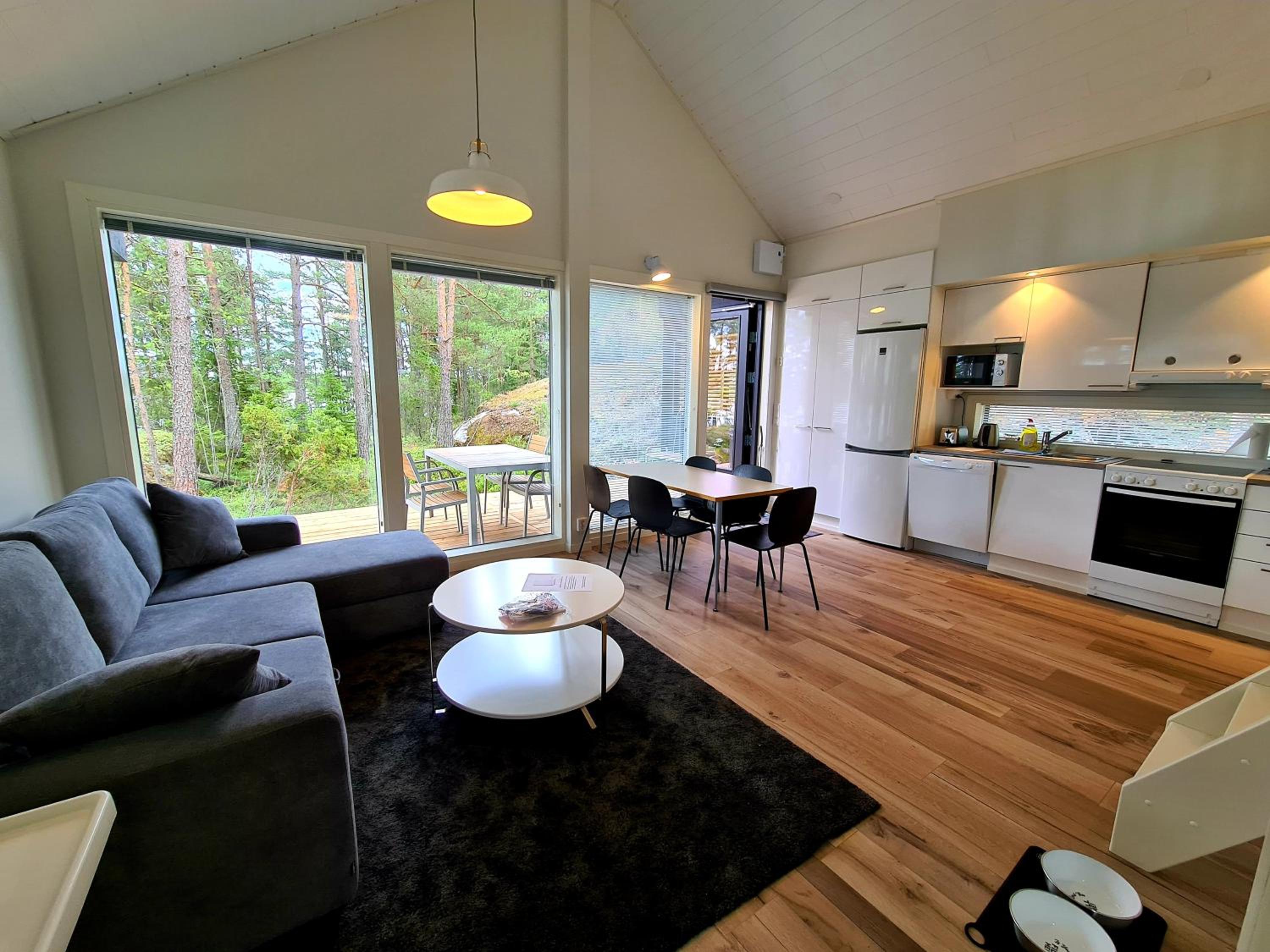 One-Bedroom House photo 1