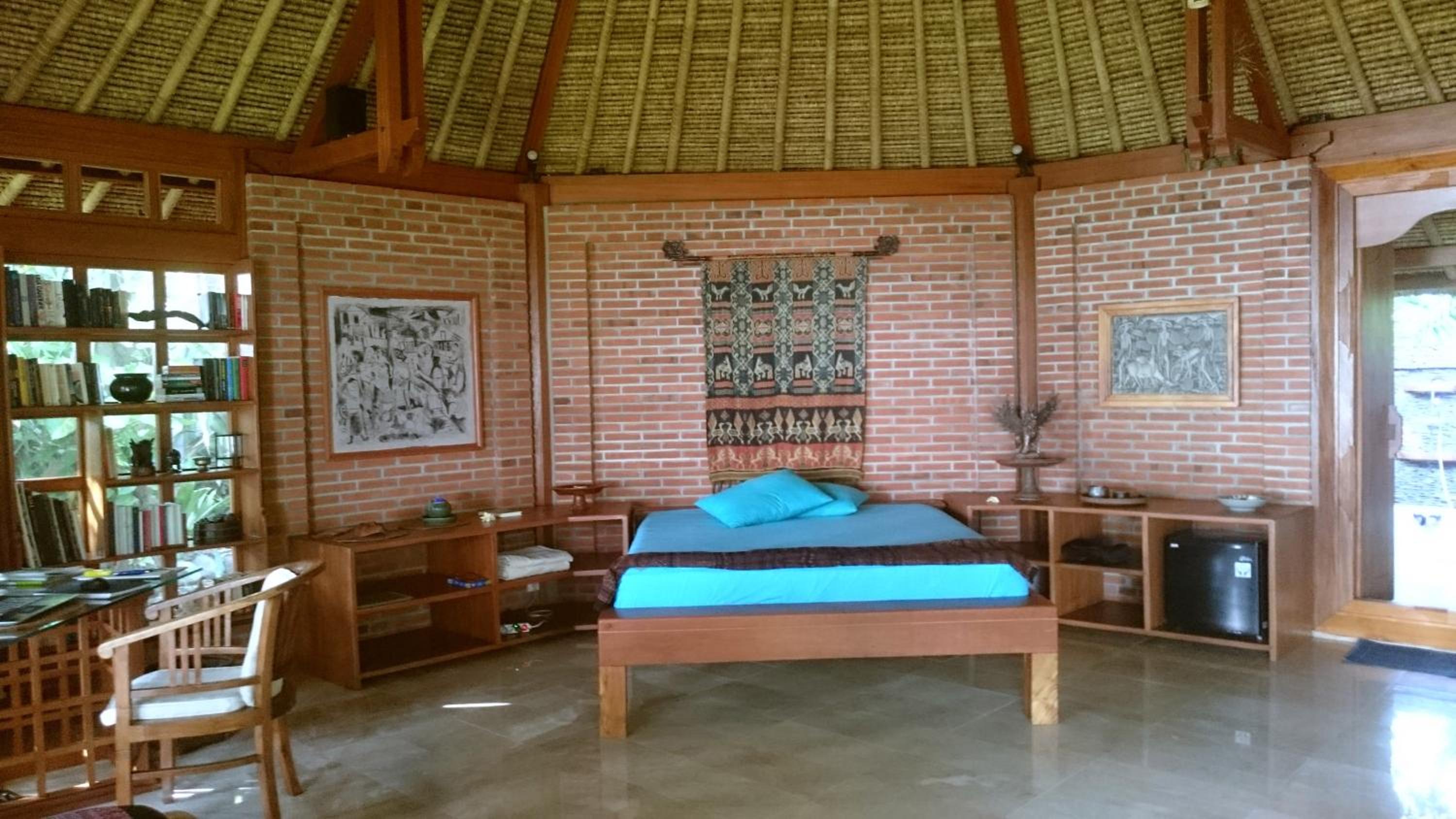 Villa with Sea View - Photo 1