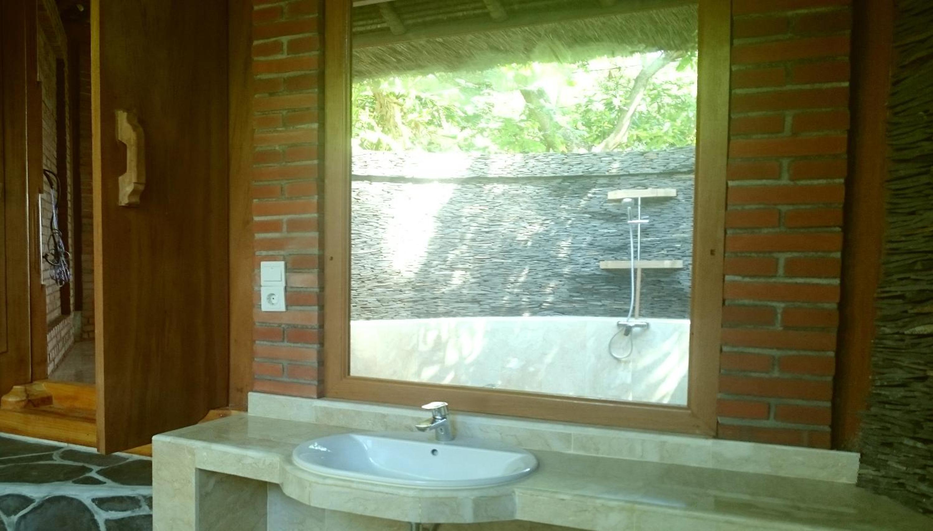 Villa with Sea View - Photo 7