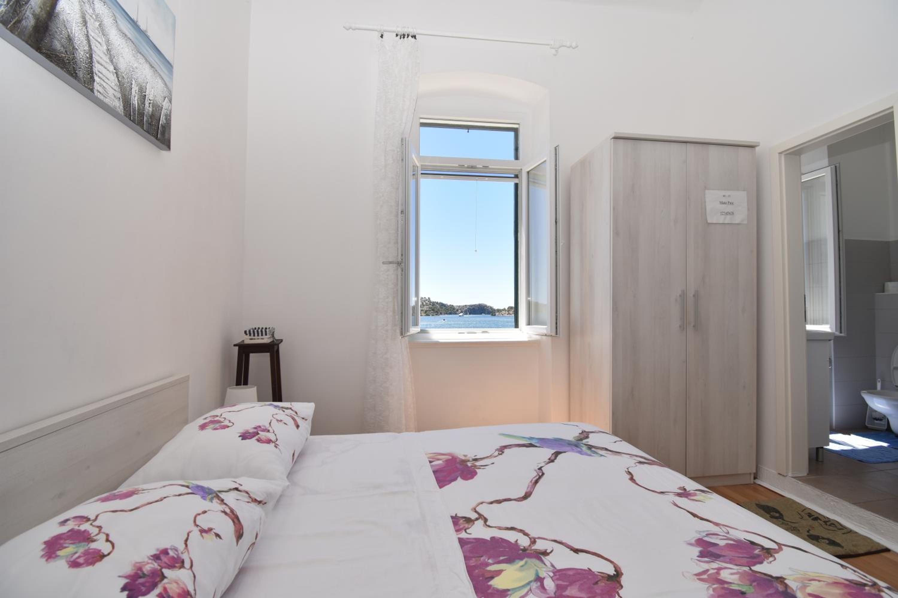 Studio with Sea View