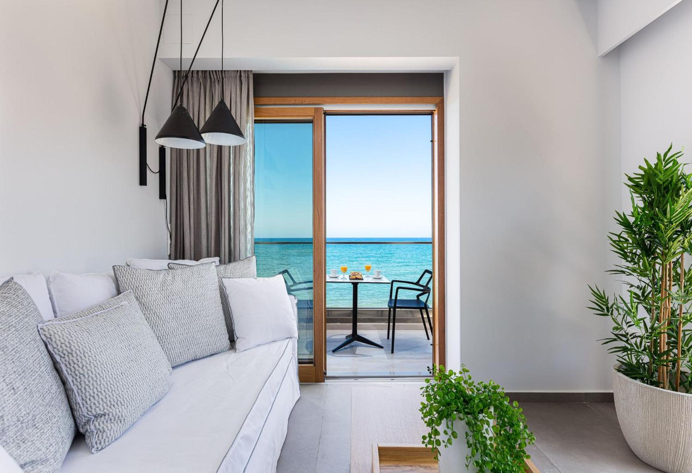 Superior Apartment with Sea View