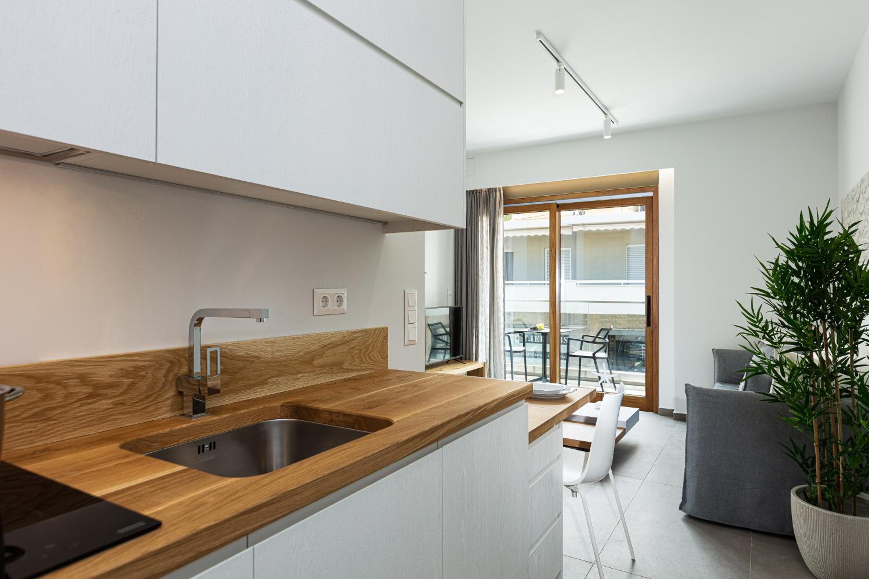 Superior Apartment with City View
