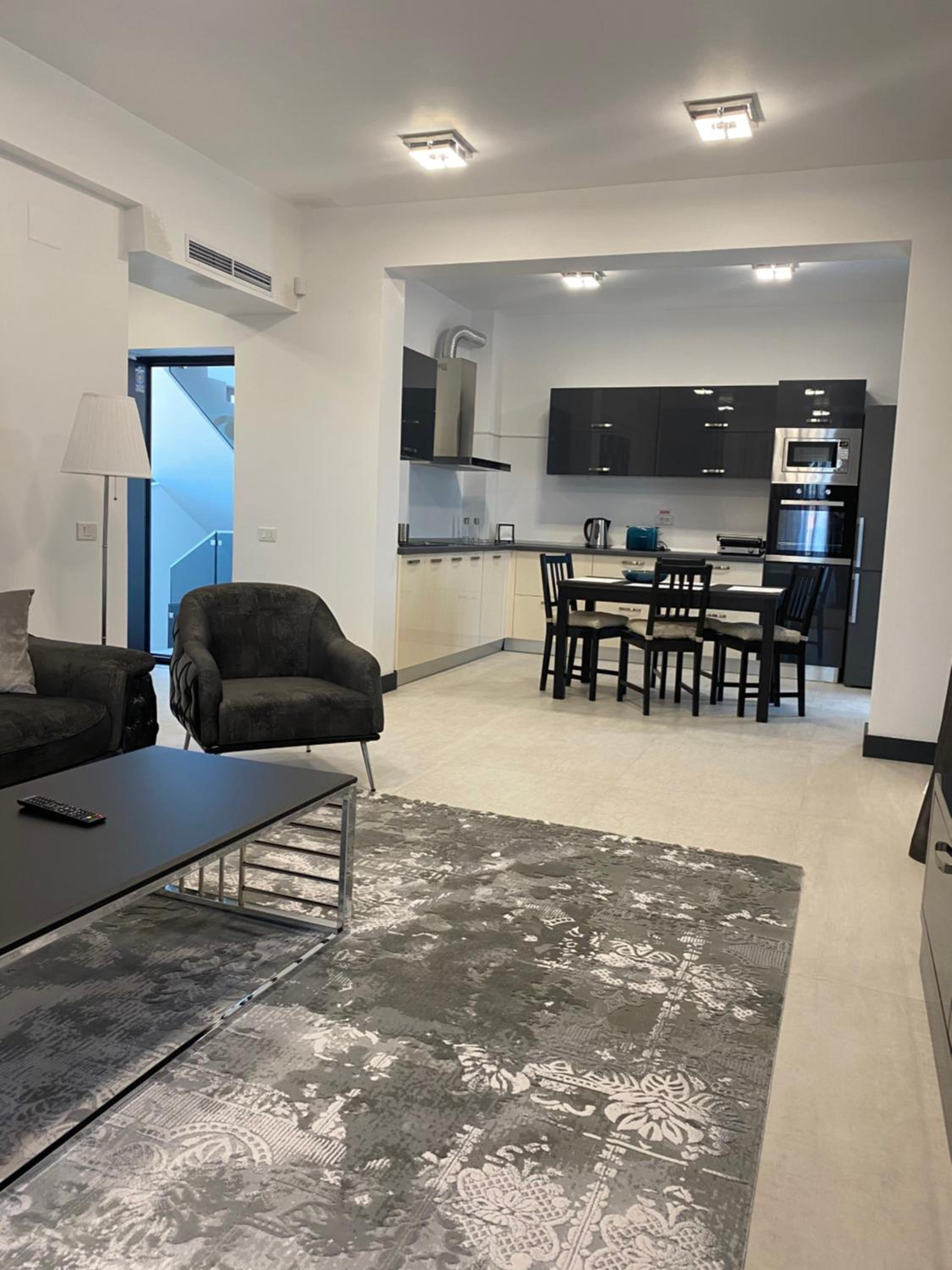 Apartment with Balcony - Photo 12