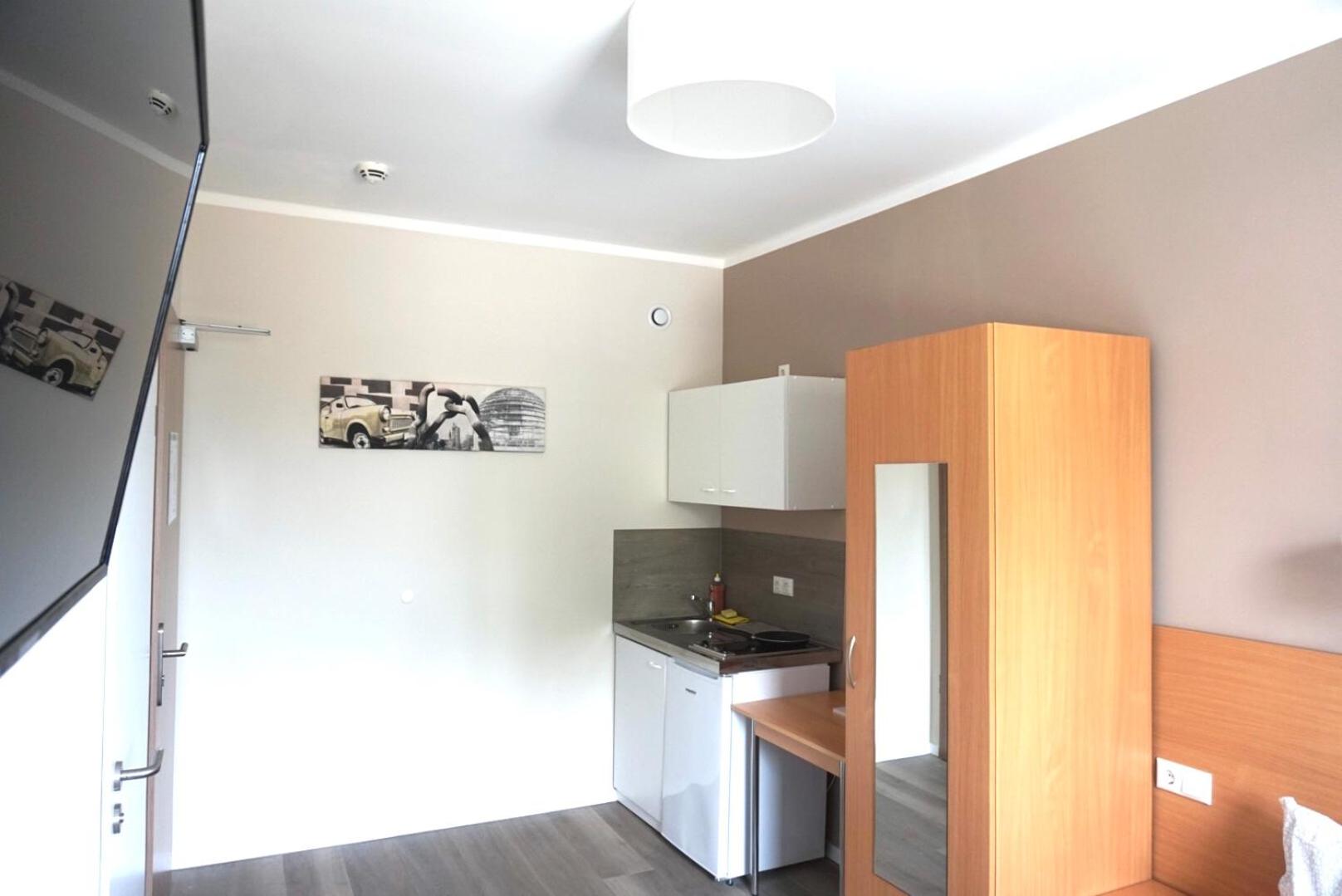 Studio Apartment photo 1