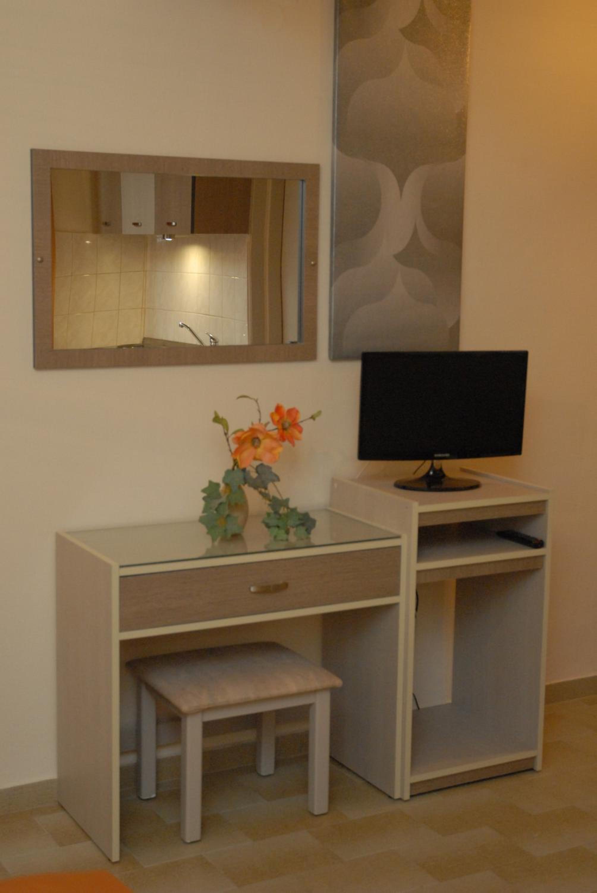 Superior Twin Room with Garden View photo 3