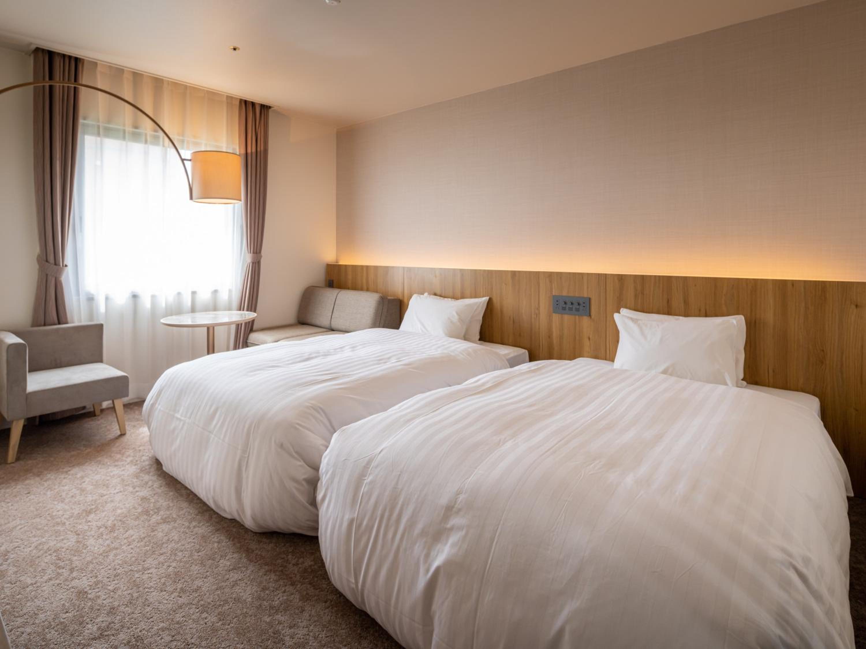 Deluxe Twin Room - Photo 1