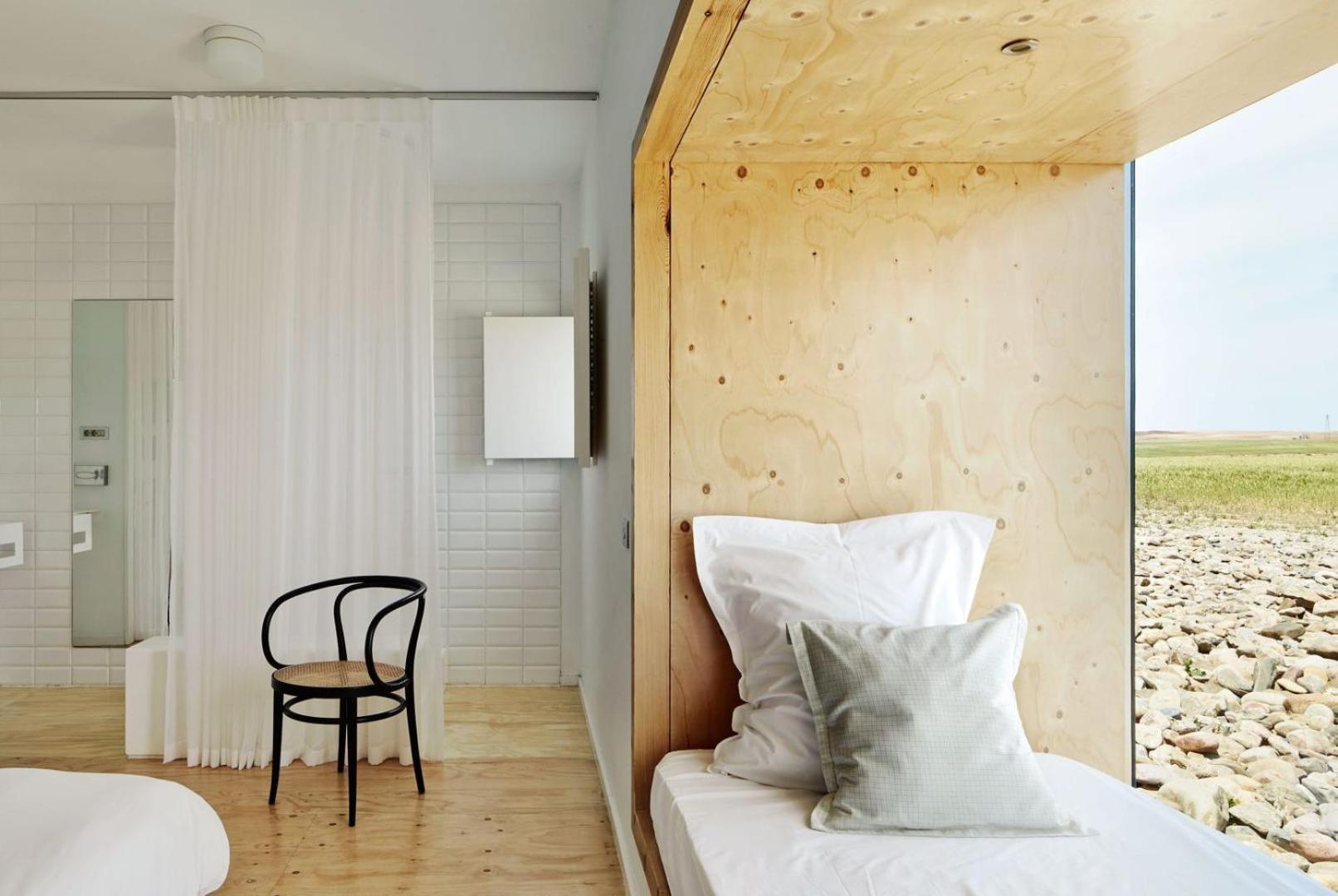 Suite with Countryside View - Photo 6