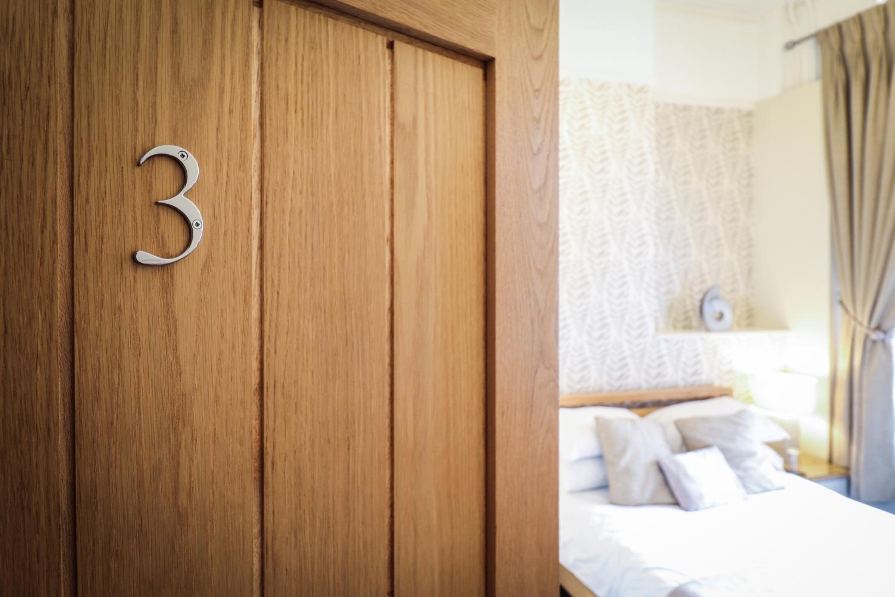 Double Room - Photo 5