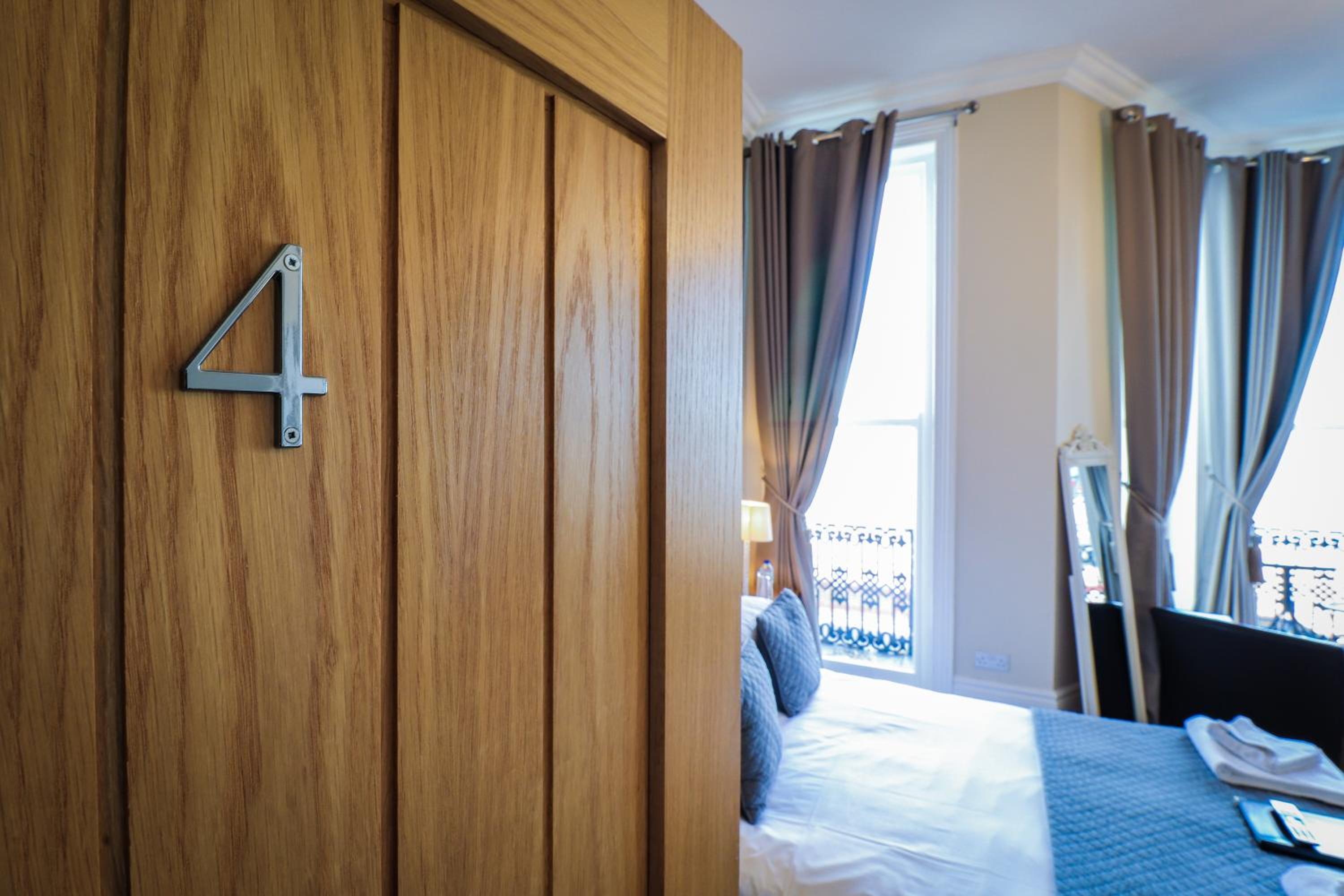 King Suite with Sea View - 1st Floor photo 2