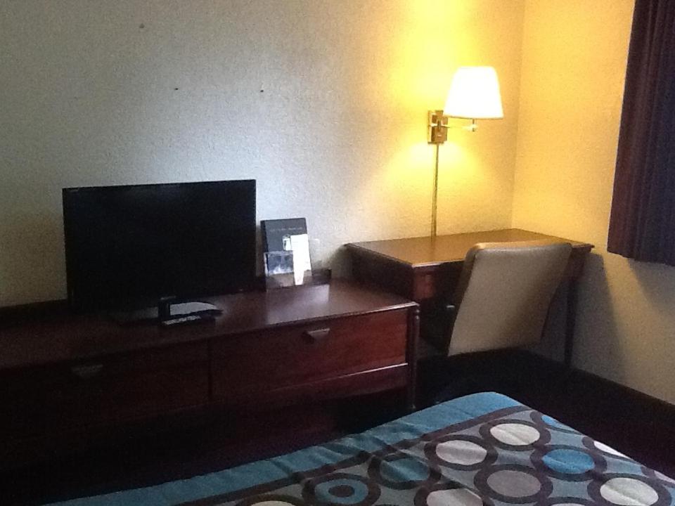 Rockwood Inn Kennett I 55 Near Blytheville